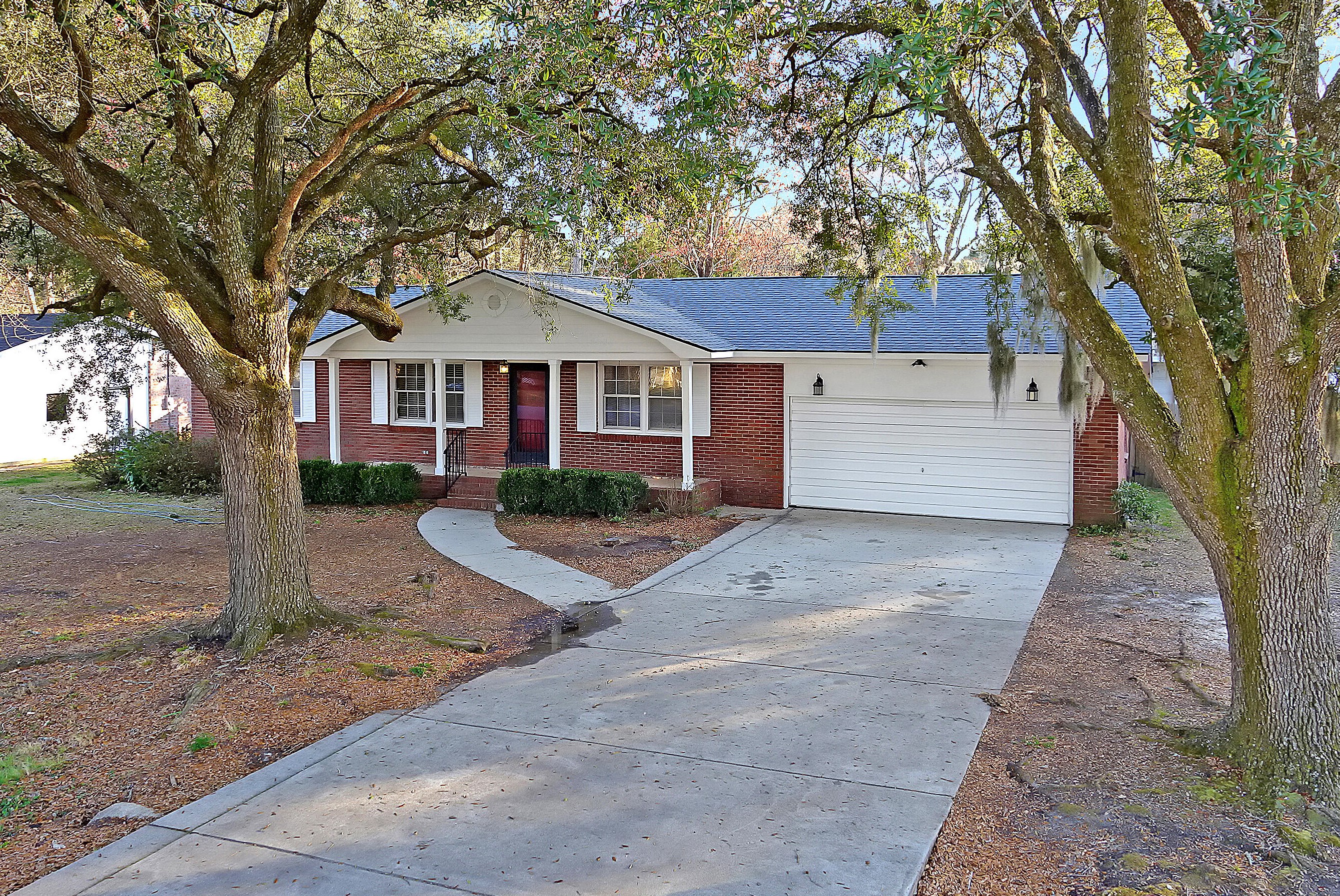 102 Richter Dr, Ladson SC  29456-5409 exterior