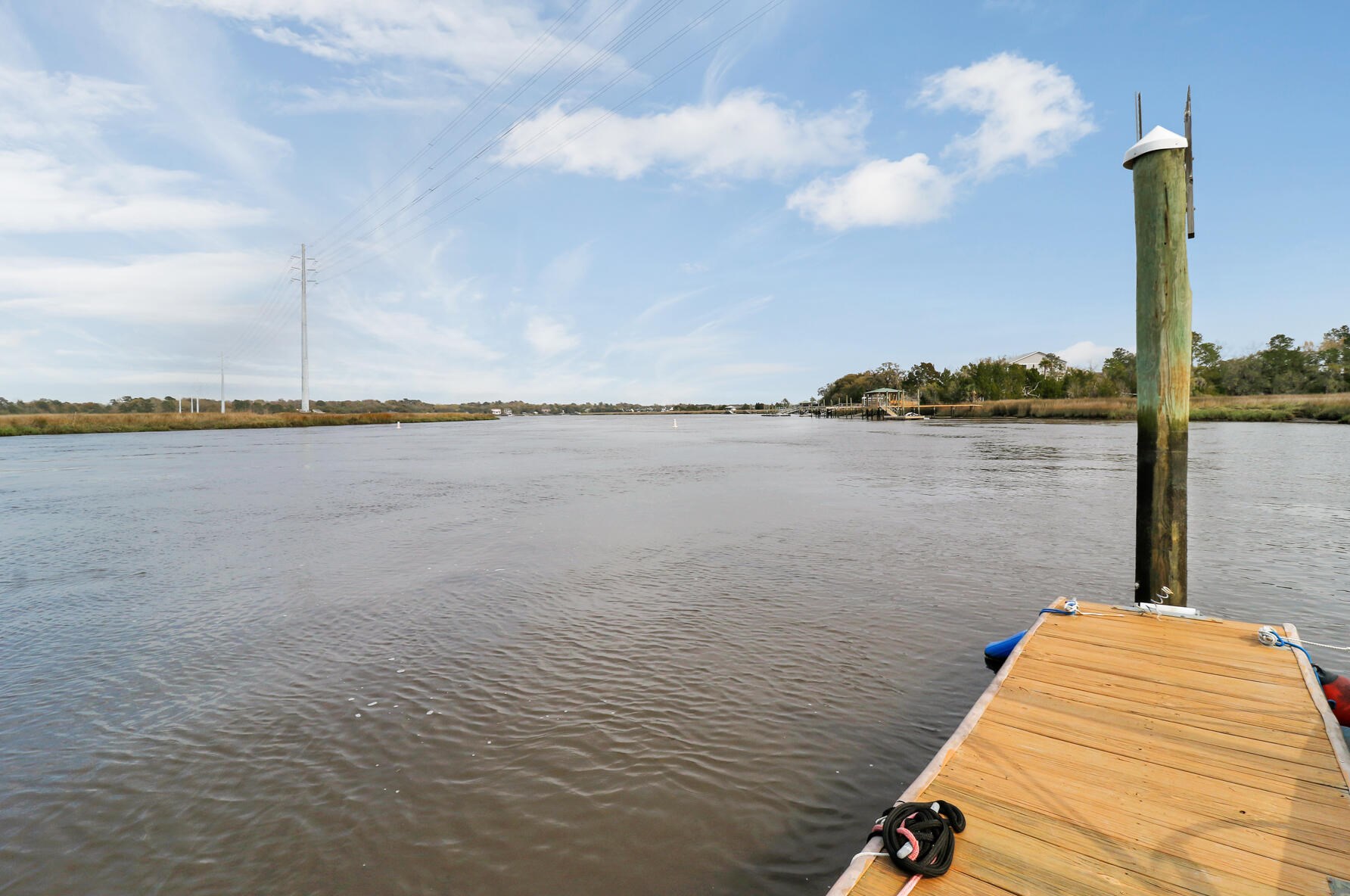 2331 Tall Sail Dr, Charleston SC  29414-6560 exterior