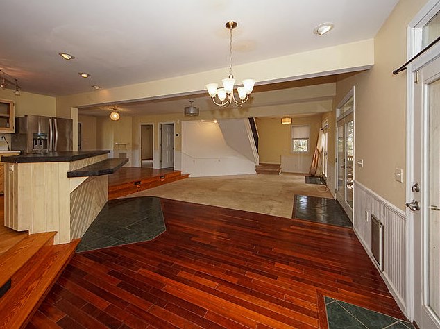 1641 Oak Island Dr, Charleston SC  29412-9519 exterior