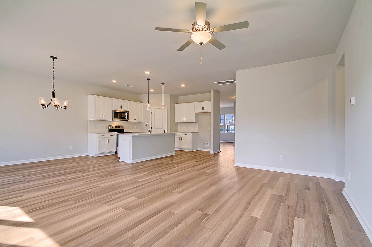 555 Abigail St, Moncks Corner SC  29461 exterior