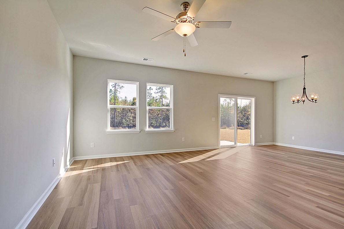 555 Abigail St, Moncks Corner SC  29461 exterior