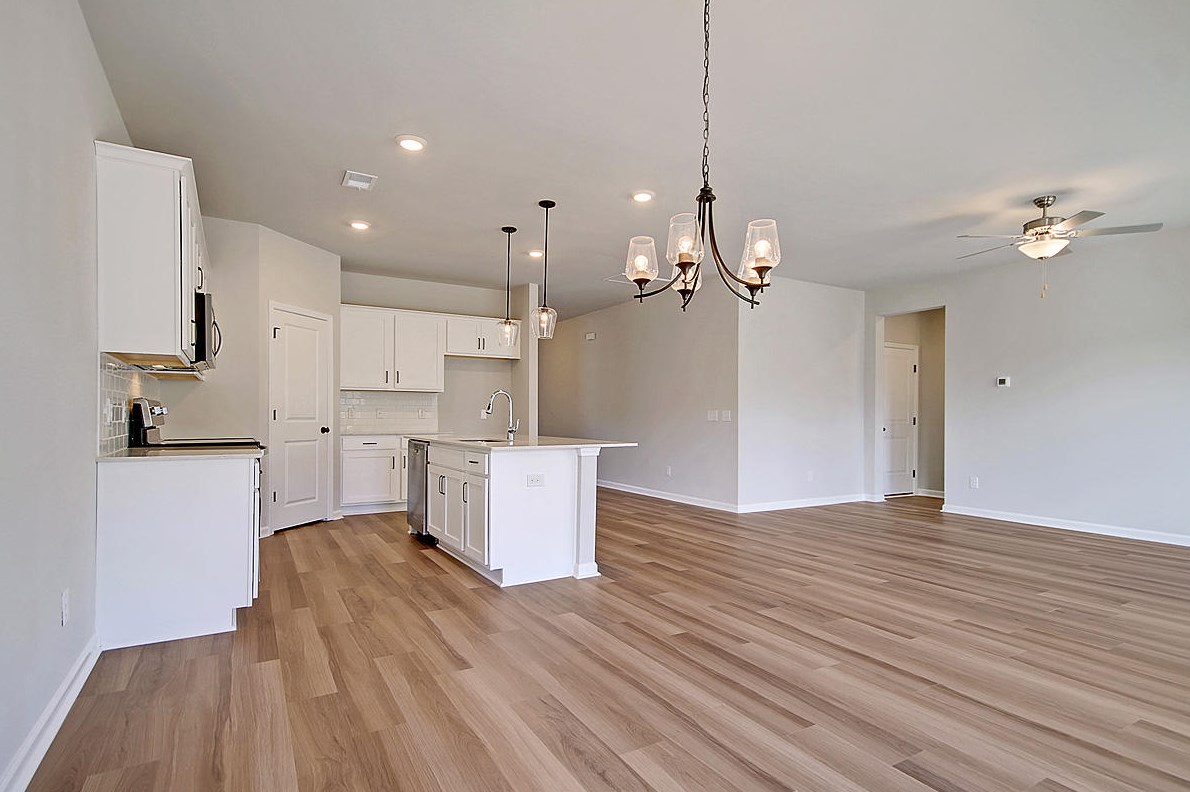 555 Abigail St, Moncks Corner SC  29461 exterior