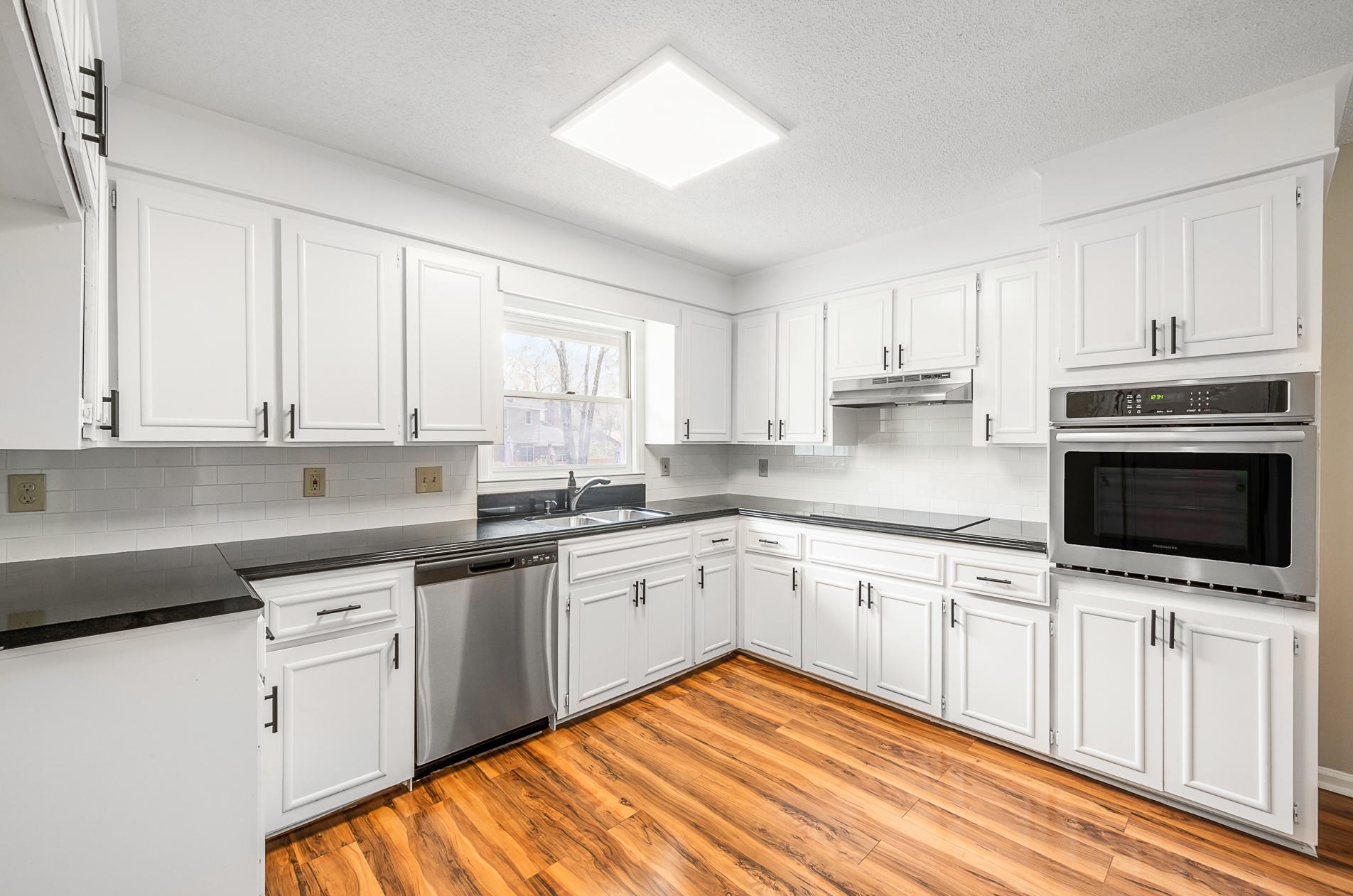 117 Hickory Trace Dr, Charleston SC  29445-5452 exterior