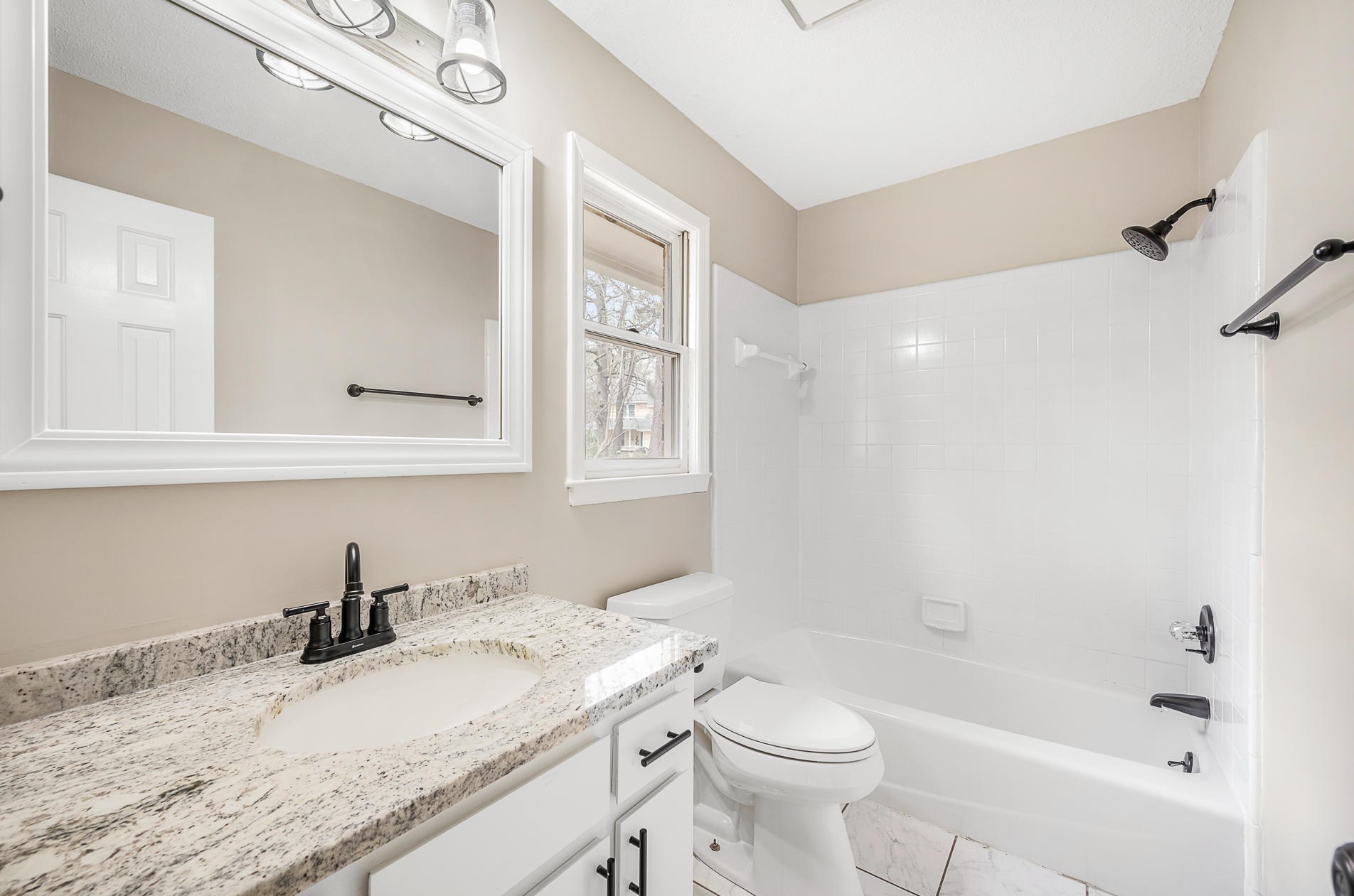 117 Hickory Trace Dr, Charleston SC  29445-5452 exterior