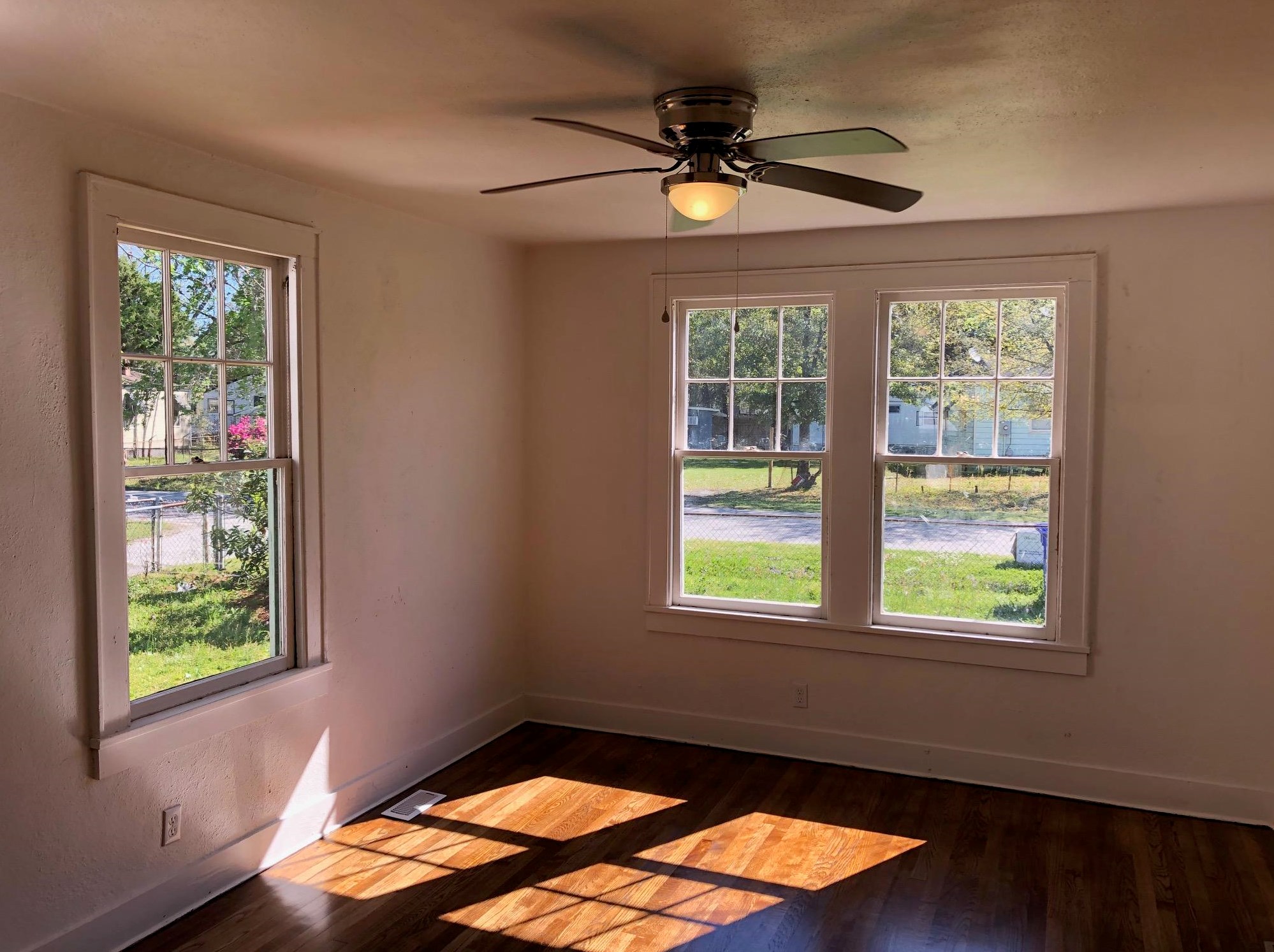 2698 Olympia Ave, Charleston SC  29405-7397 exterior