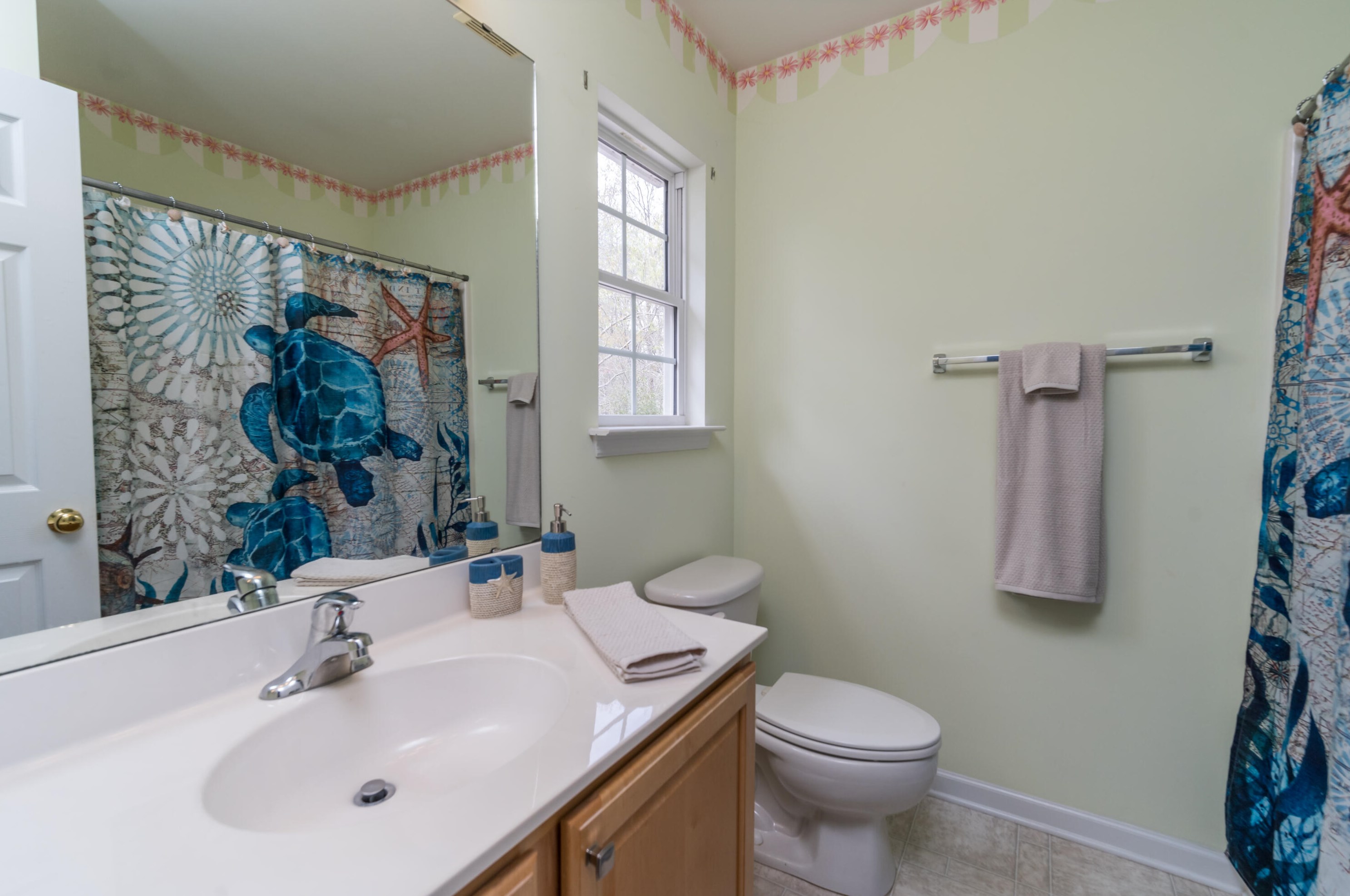 301 Pine Bluff Dr, Summerville SC  29483-1637 exterior