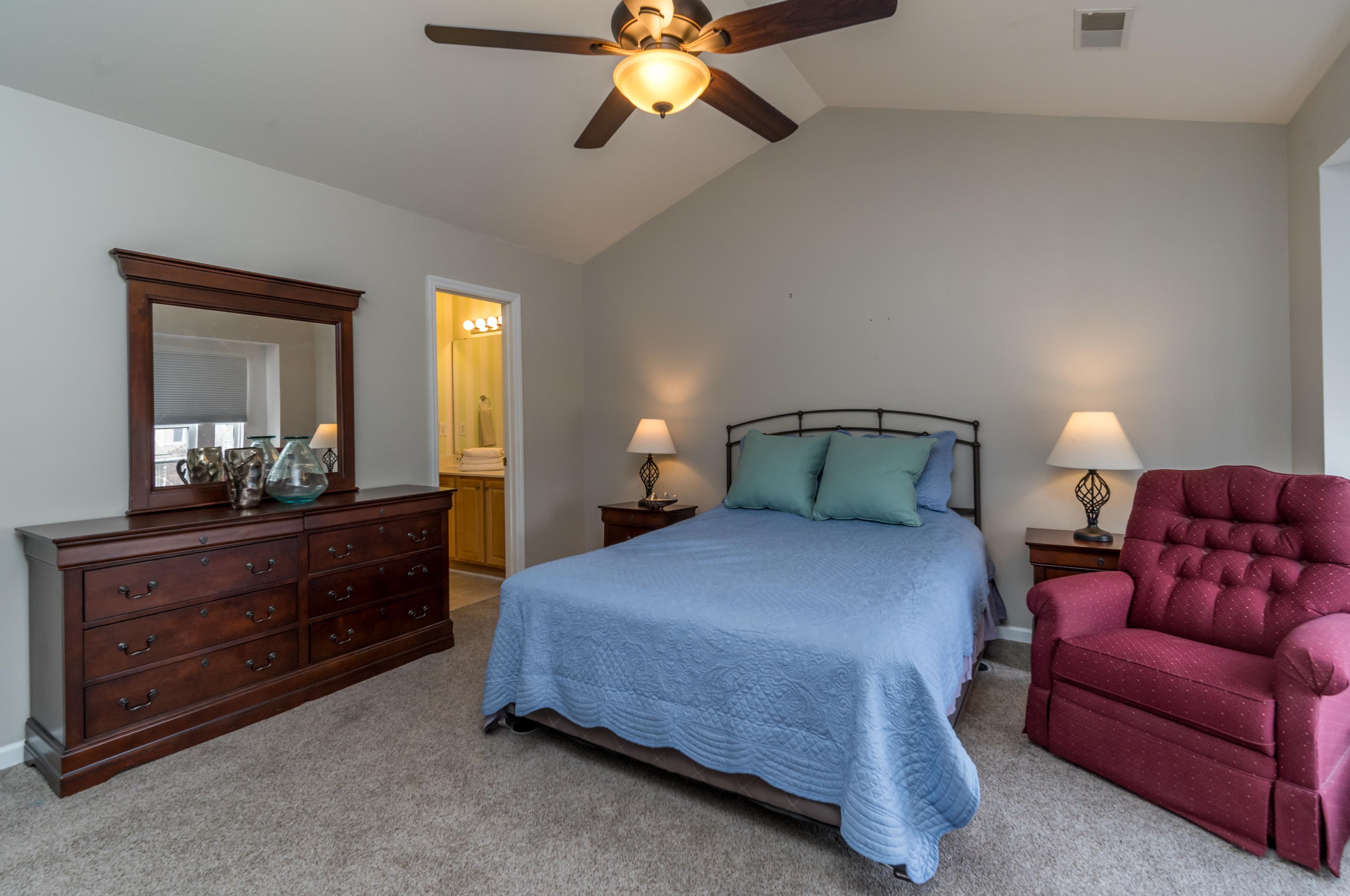 301 Pine Bluff Dr, Summerville SC  29483-1637 exterior