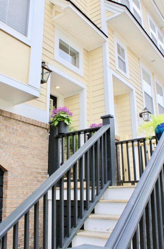 2519 Rutherford Way, Charleston SC  29414-6666 exterior