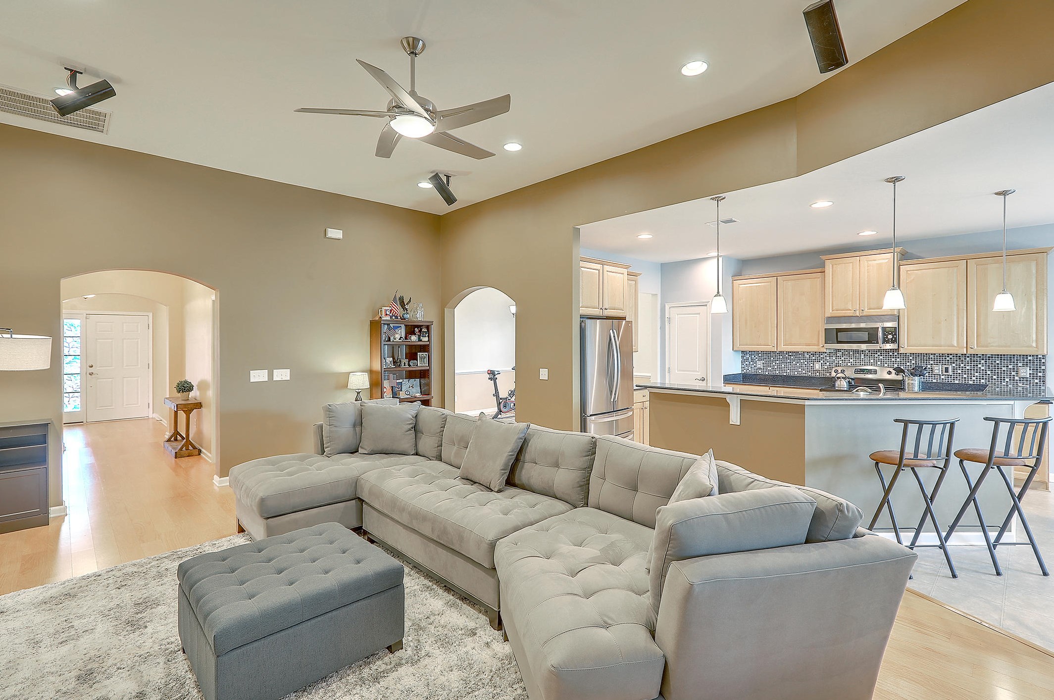 9670 Islesworth Way, Summerville SC  29485-9062 exterior