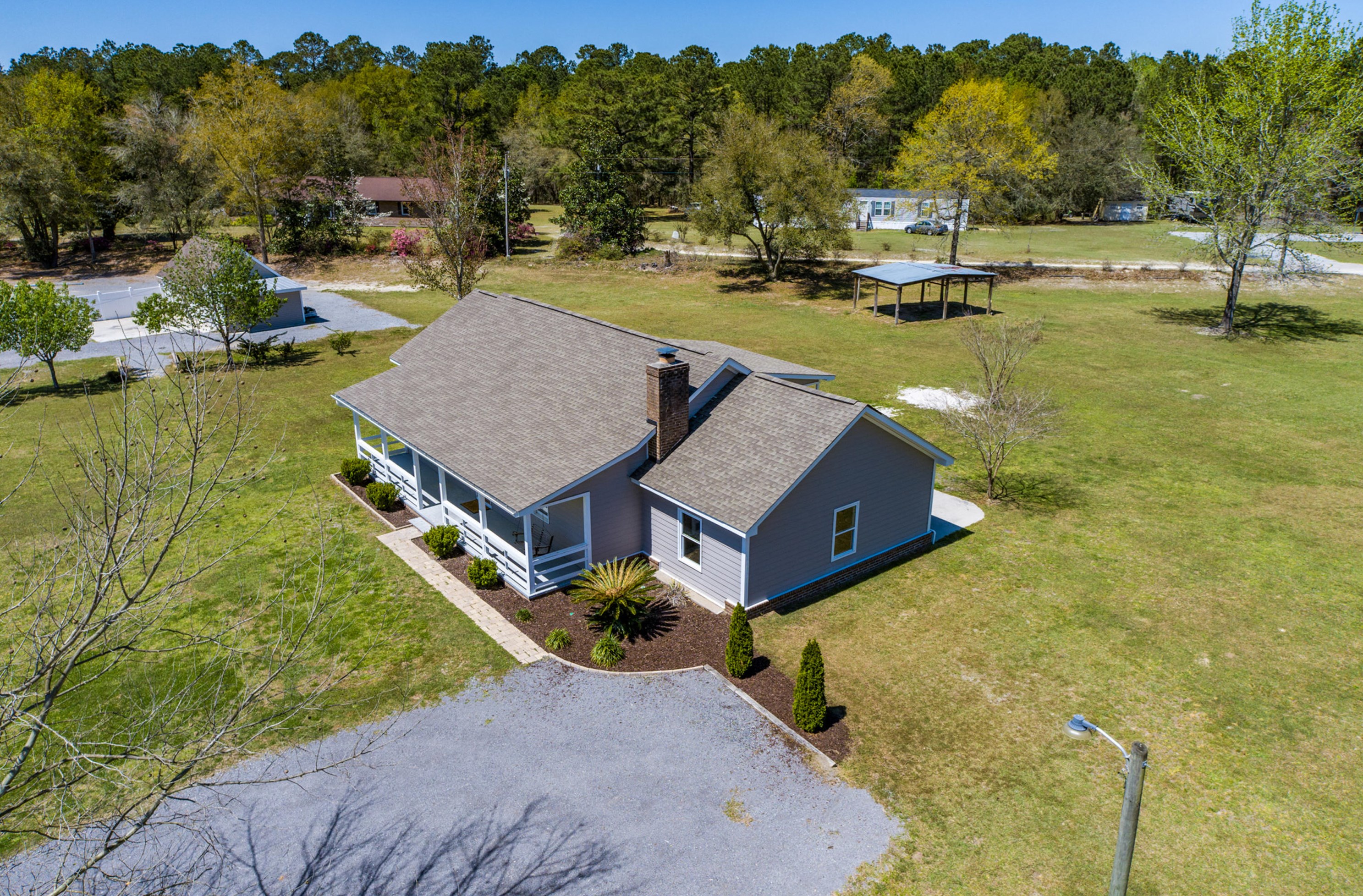 504 Sugar Ln, Cordesville SC  29434-9696 exterior