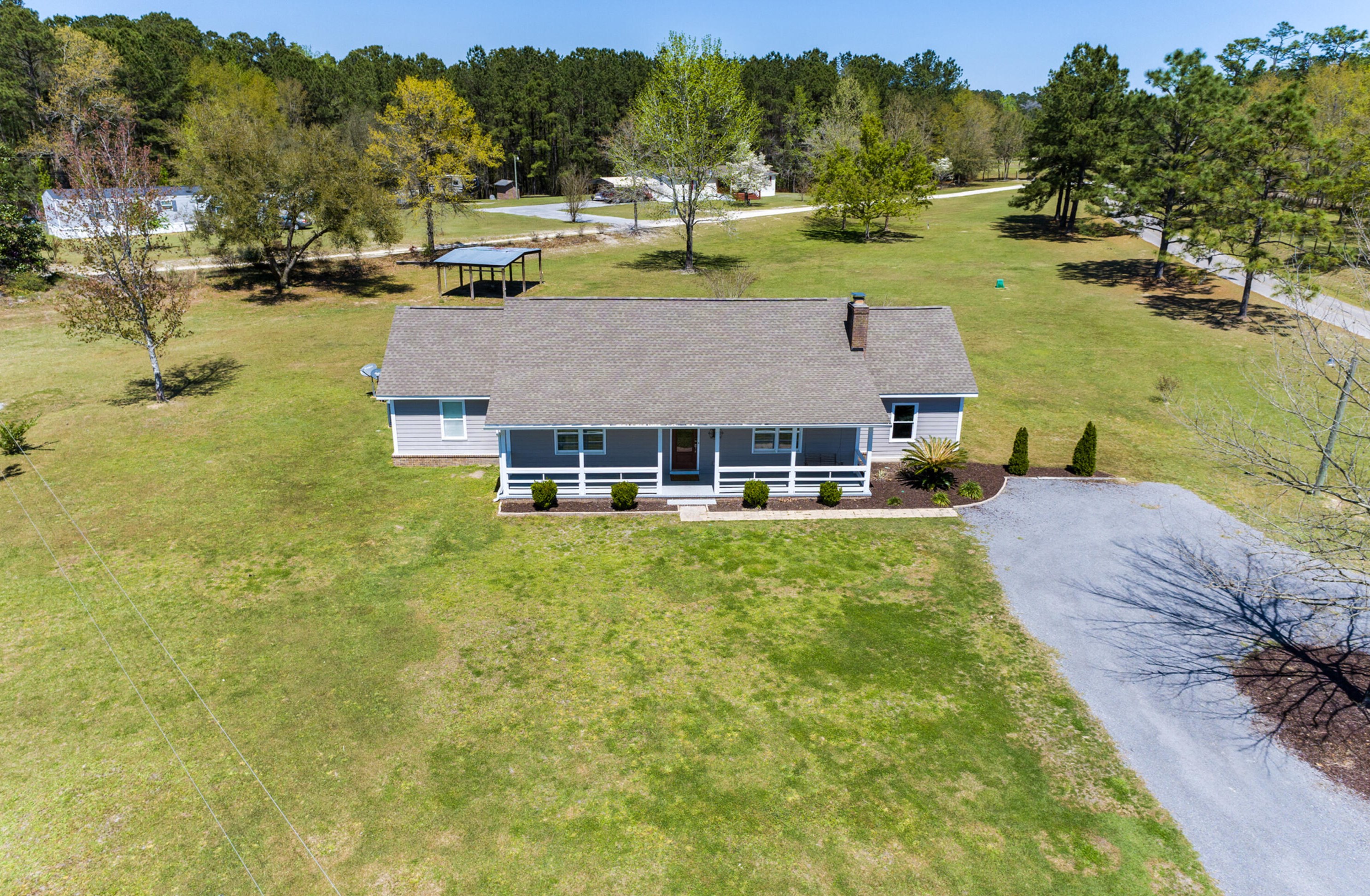 504 Sugar Ln, Cordesville SC  29434-9696 exterior