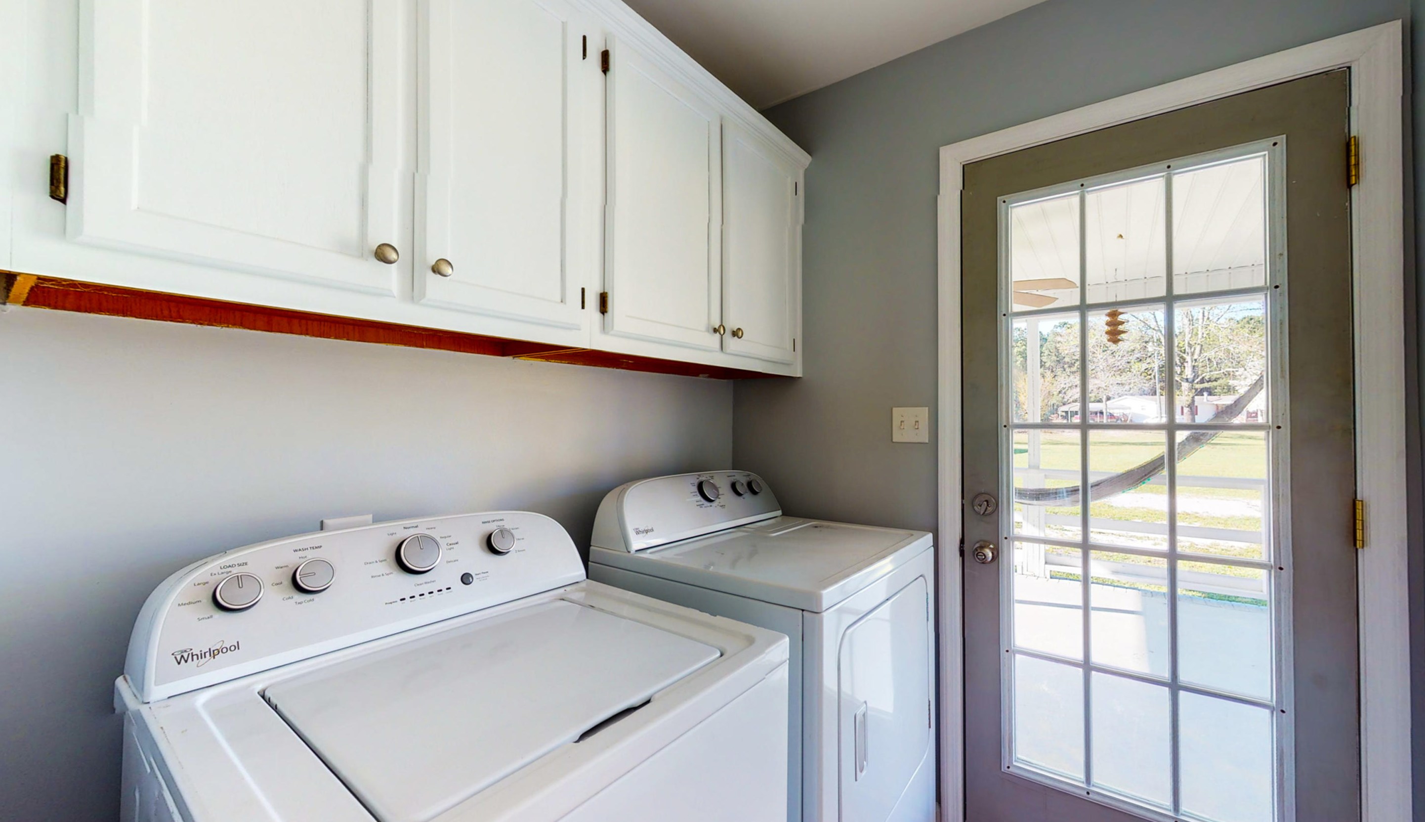 504 Sugar Ln, Cordesville SC  29434-9696 exterior