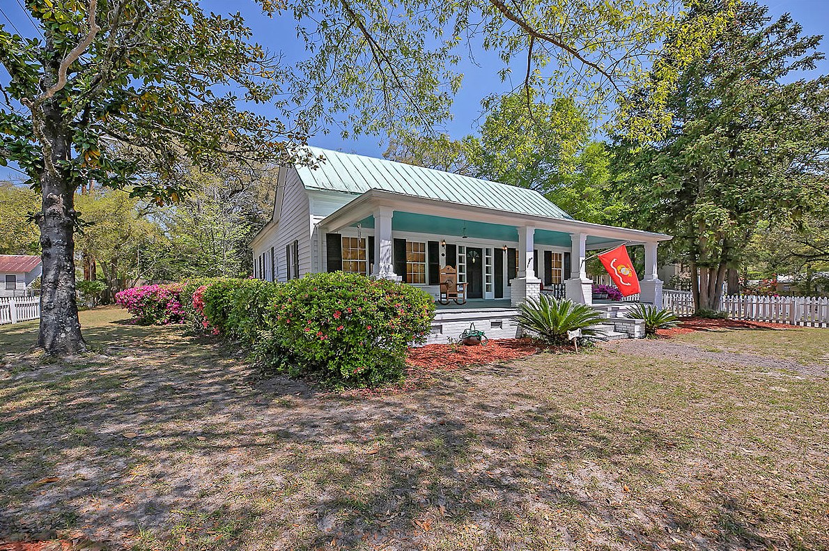 401 Black St, Walterboro SC  29488-4310 exterior