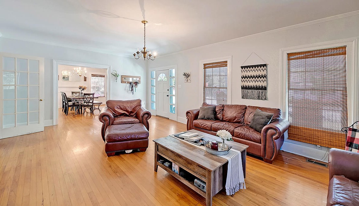 401 Black St, Walterboro SC  29488-4310 exterior
