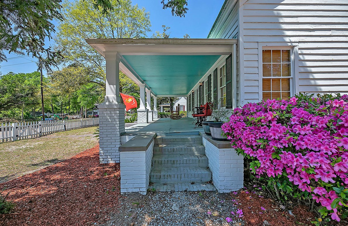 401 Black St, Walterboro SC  29488-4310 exterior