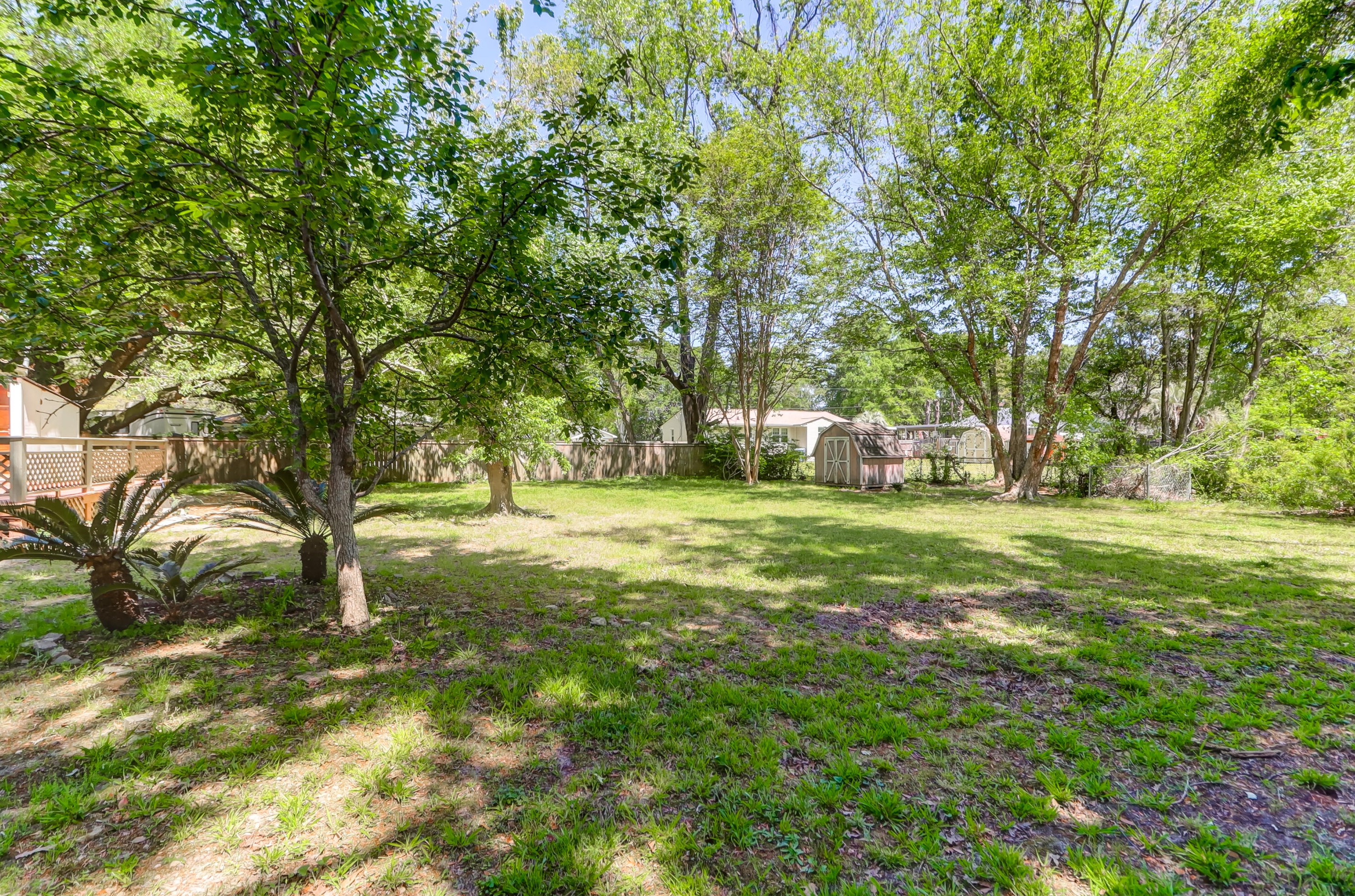 728 Melrose Dr, Charleston SC  29414-5506 exterior