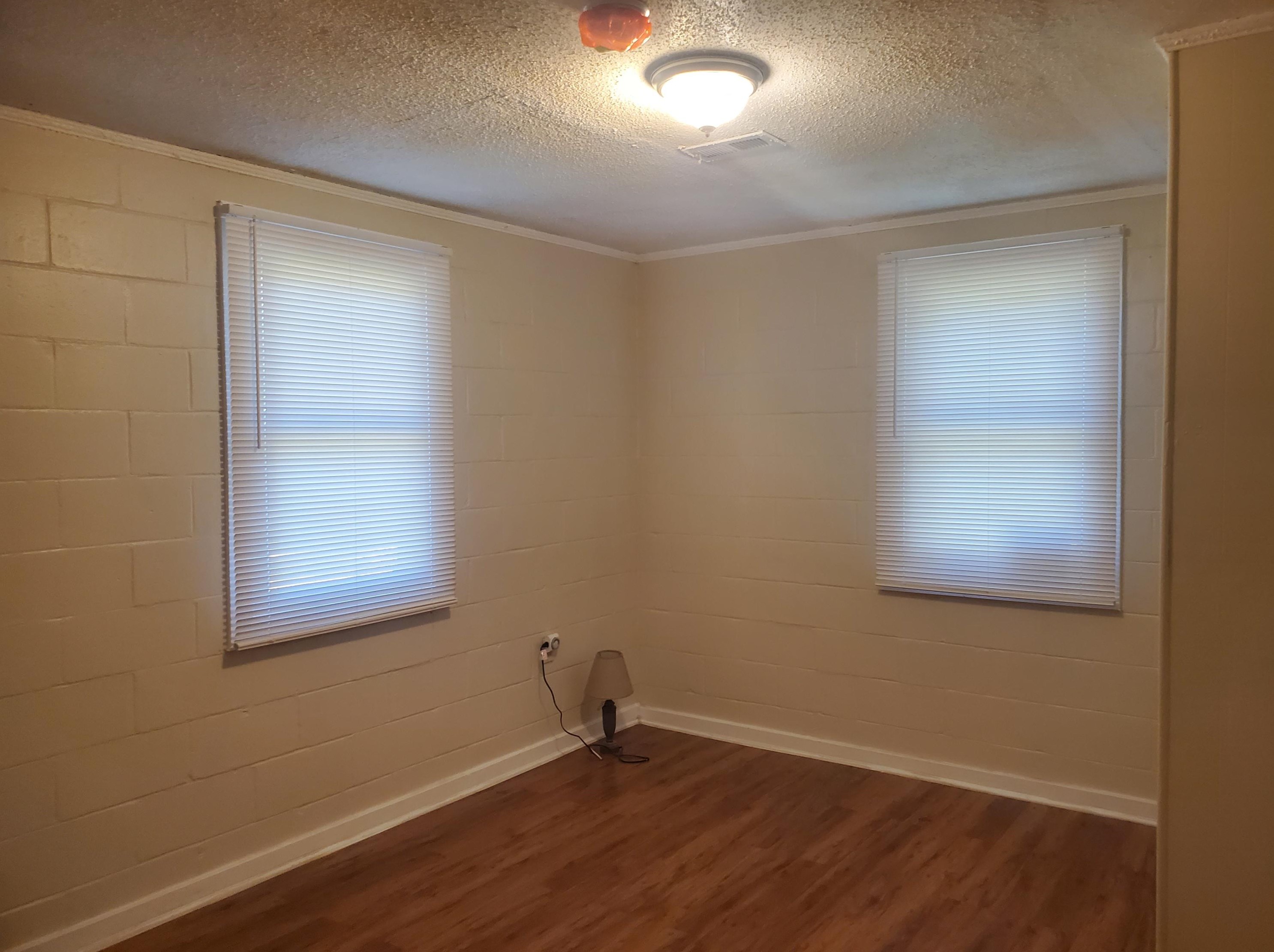 435 Rivers St, Walterboro SC  29488-4813 exterior