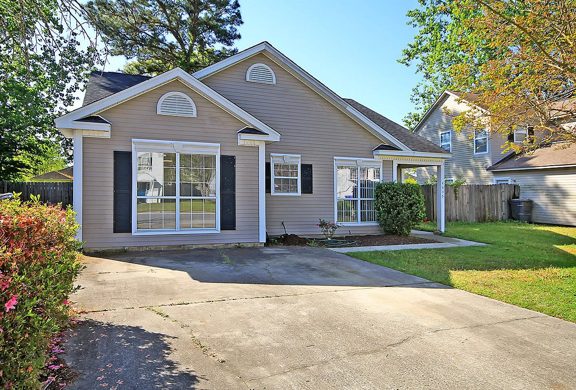 4045 Napoleon Dr, Charleston SC  29418-6819 exterior