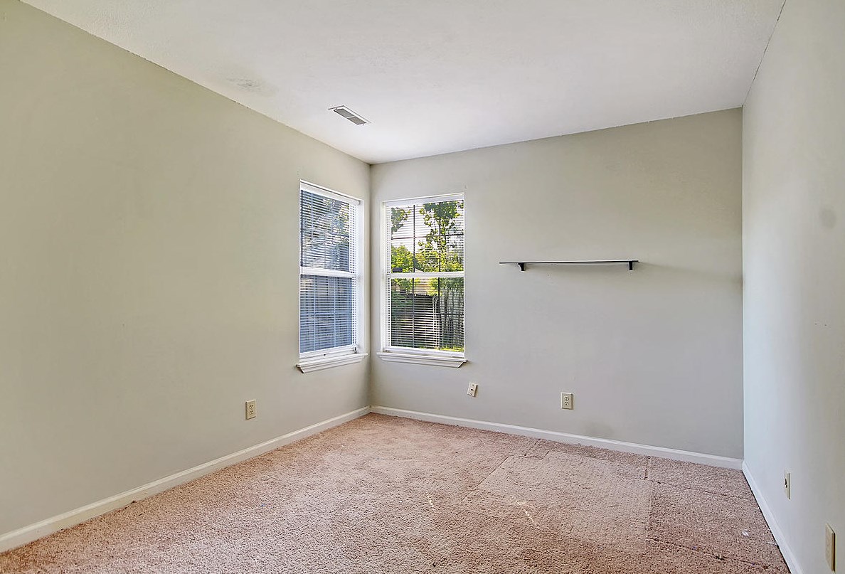 4045 Napoleon Dr, Charleston SC  29418-6819 exterior