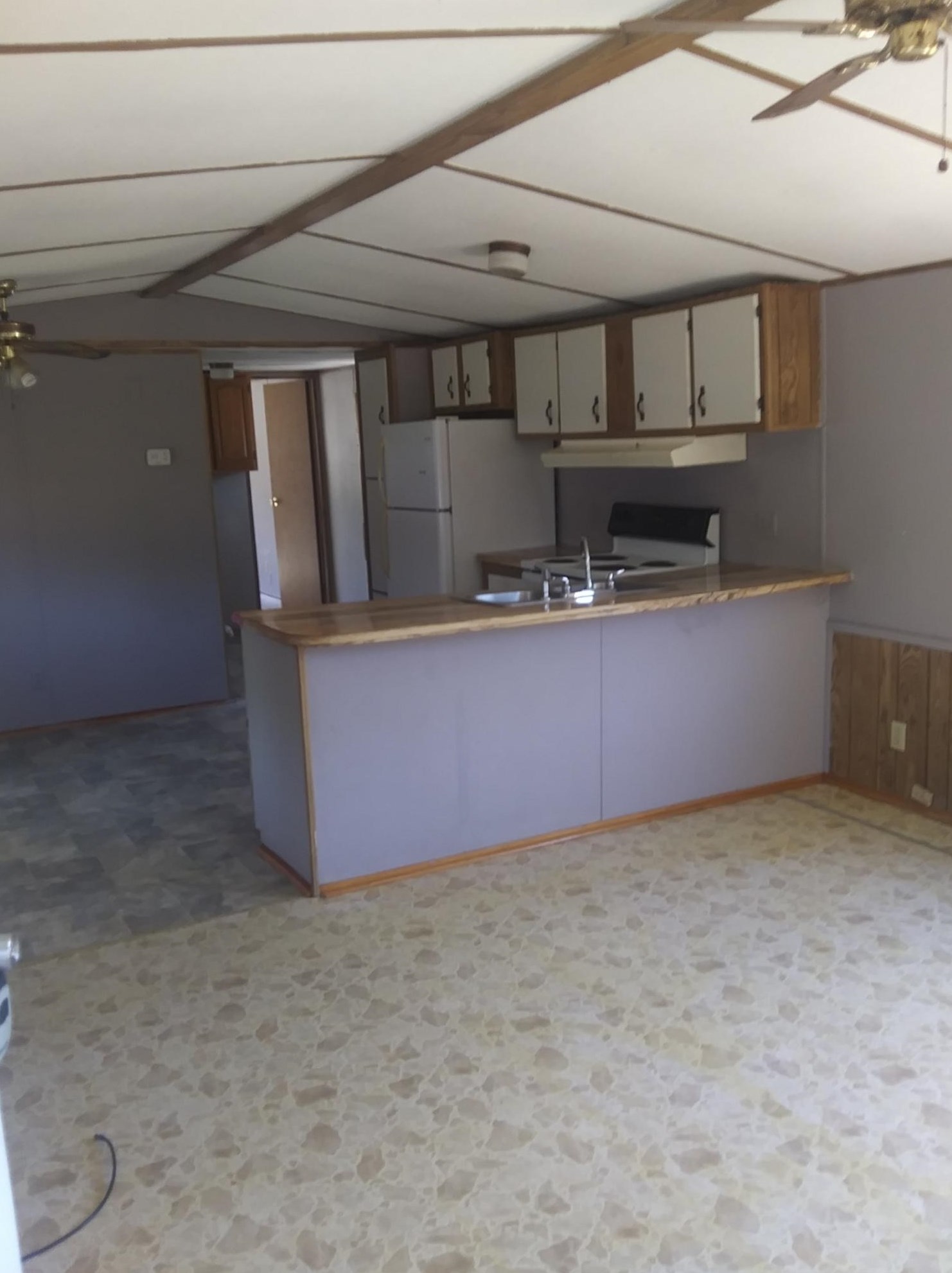 1077 Manigault Dr, Moncks Corner SC  29461-4384 exterior