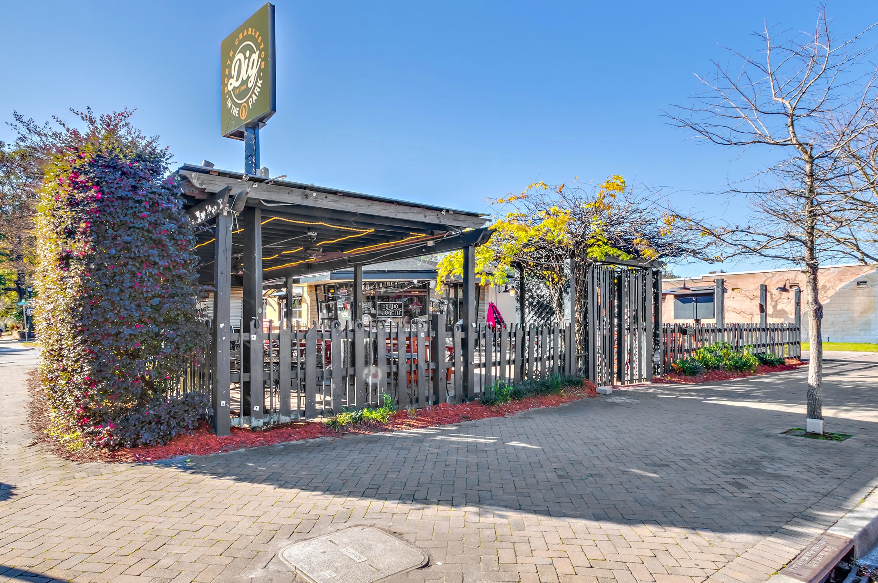 5014 Converse St, Charleston SC exterior