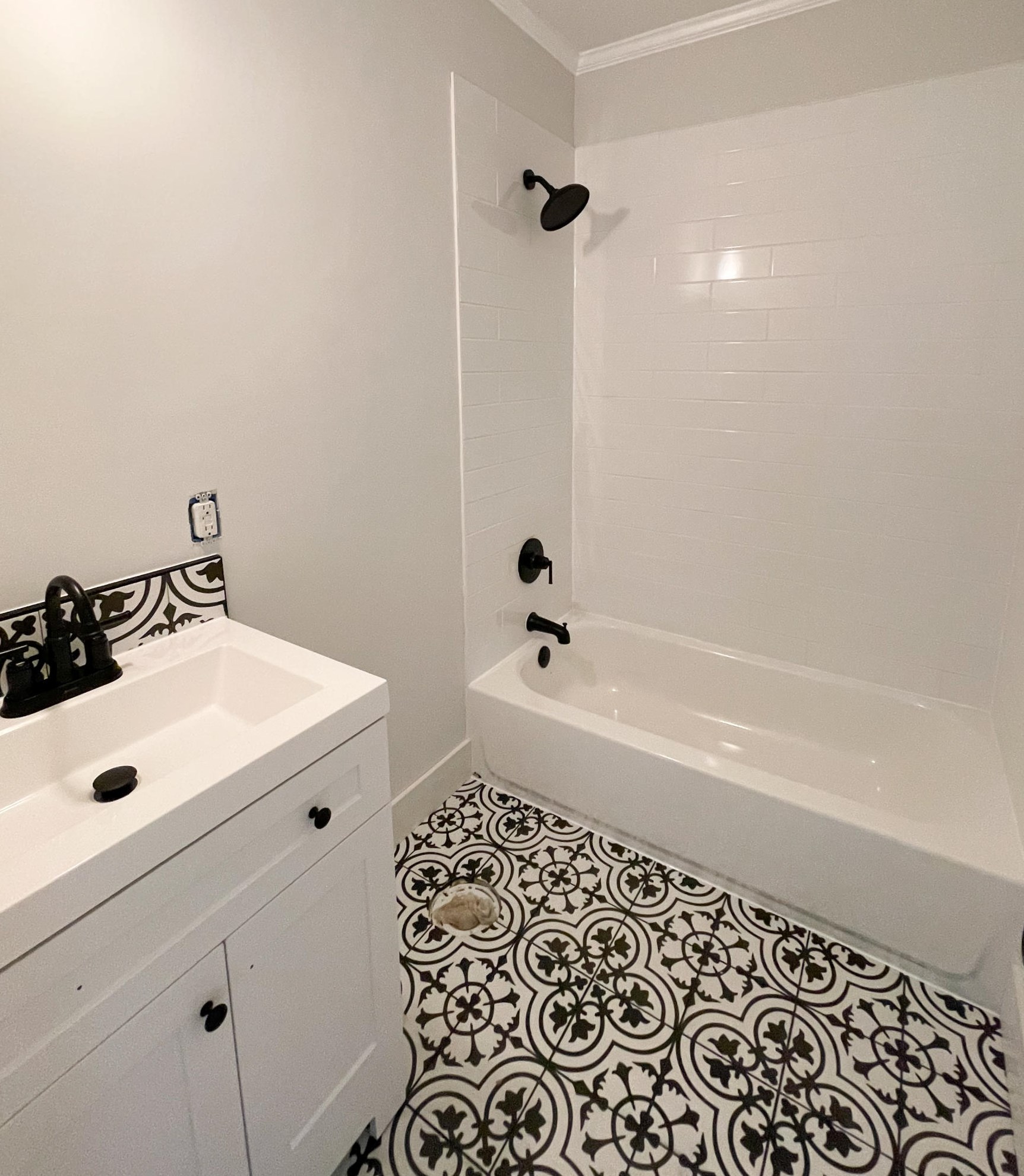 3645 Azalea Dr, Charleston SC  29405-7631 exterior