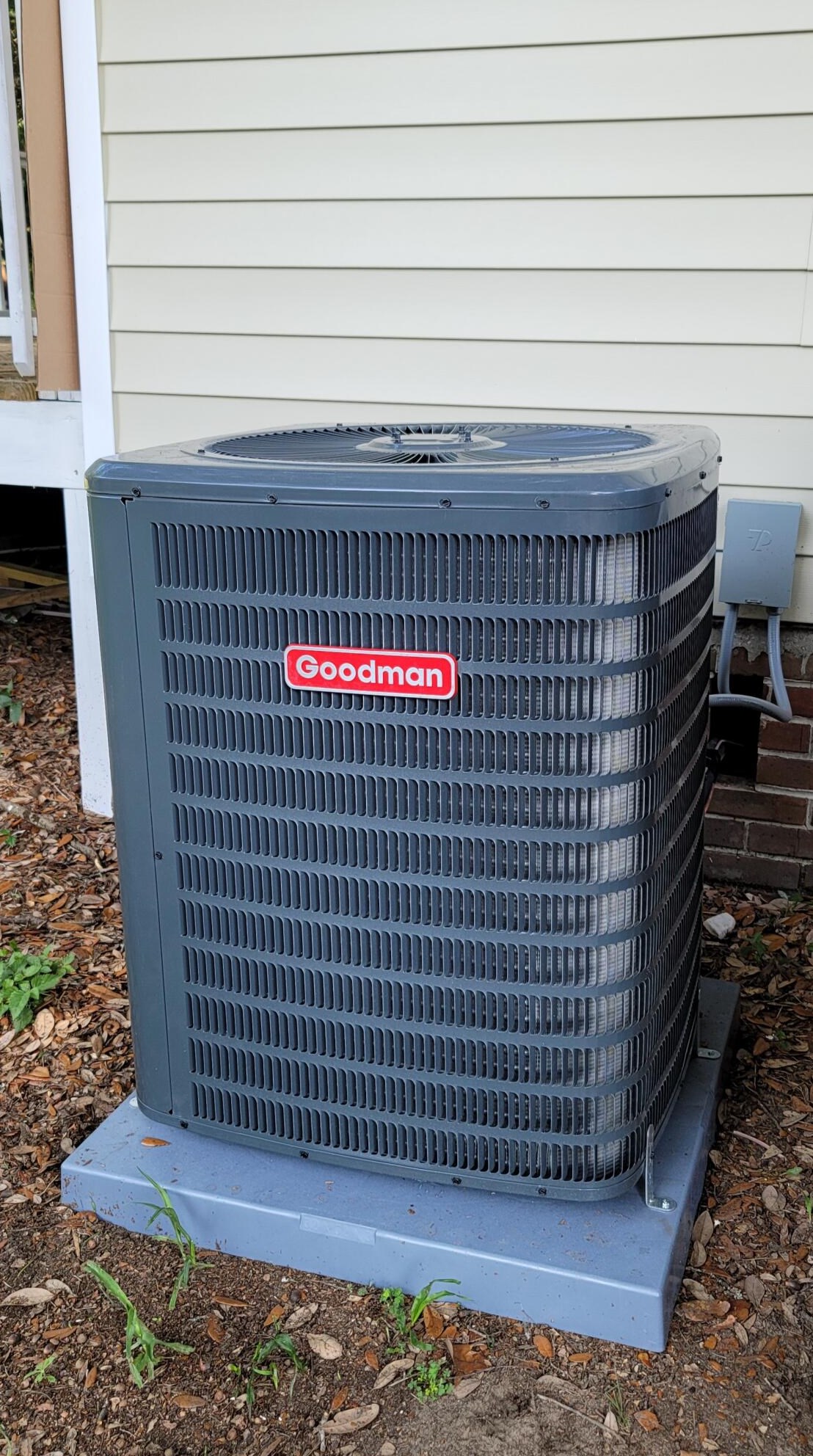 3645 Azalea Dr, Charleston SC  29405-7631 exterior