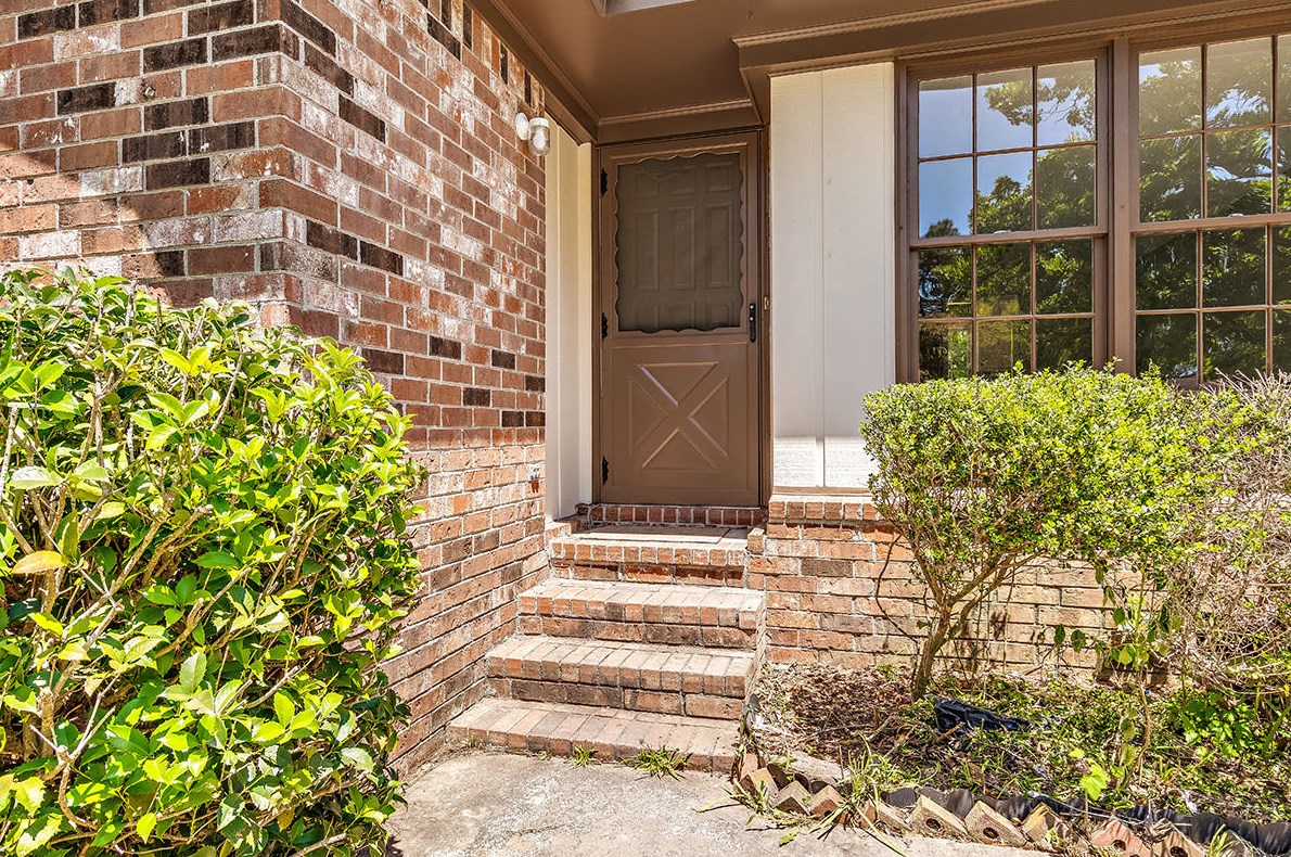 5 Cyprus Ct, Charleston SC  29445-4604 exterior
