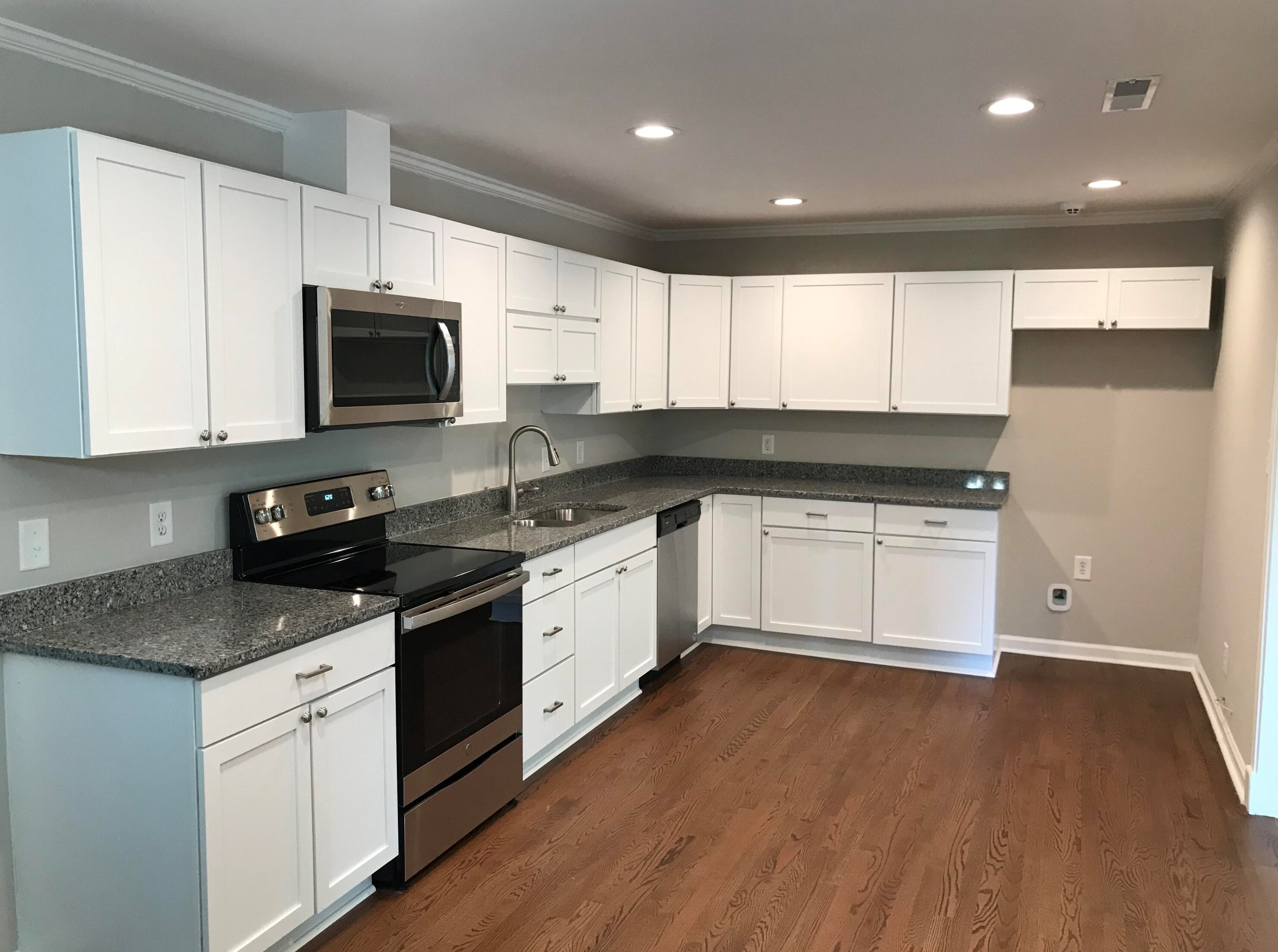 803 Burnett Dr, Charleston SC  29412-5015 exterior