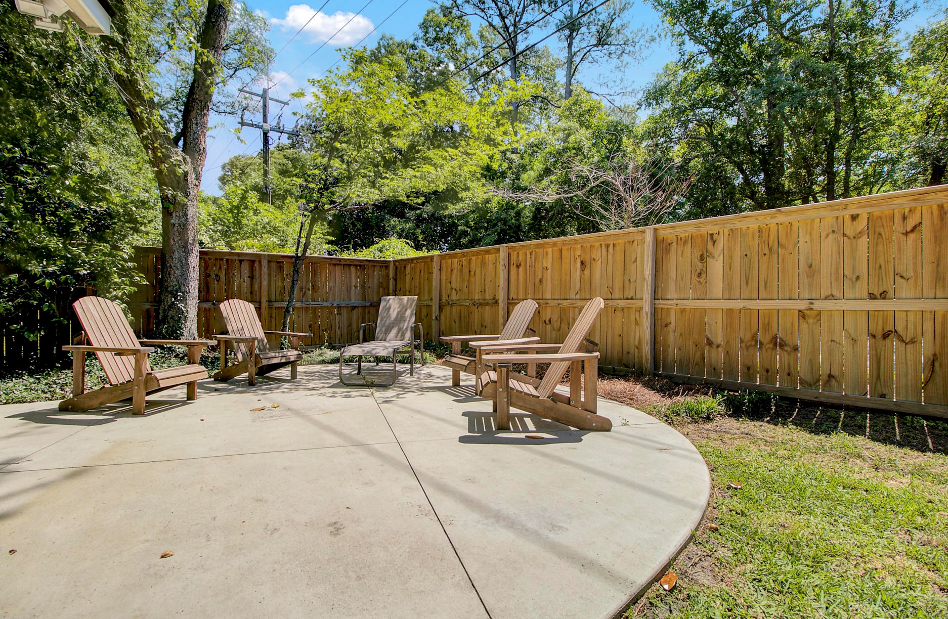 1706 Avalon Cir, Charleston SC  29407-3614 exterior