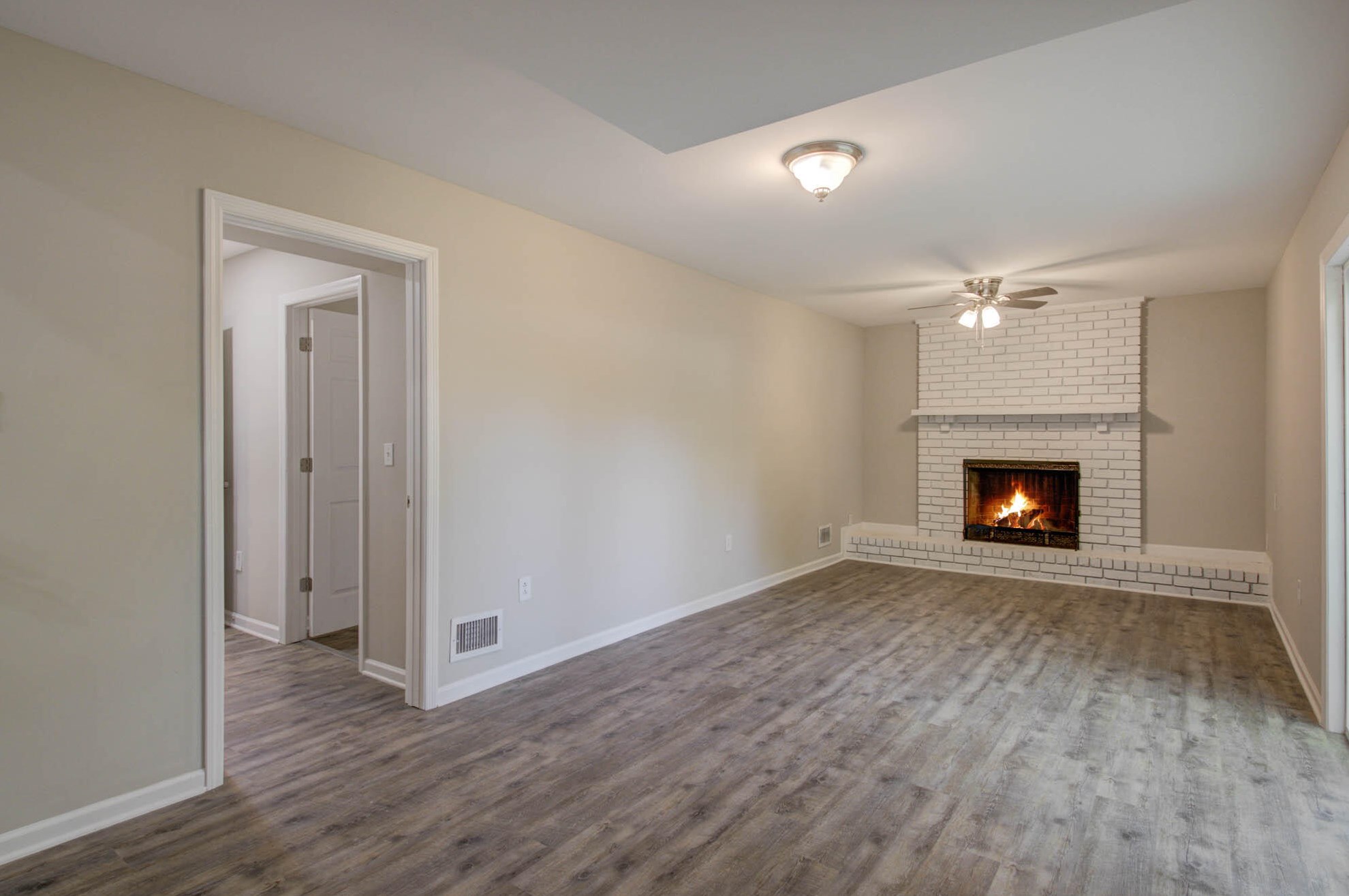 1378 Lenevar Dr, Charleston SC  29407-5117 exterior