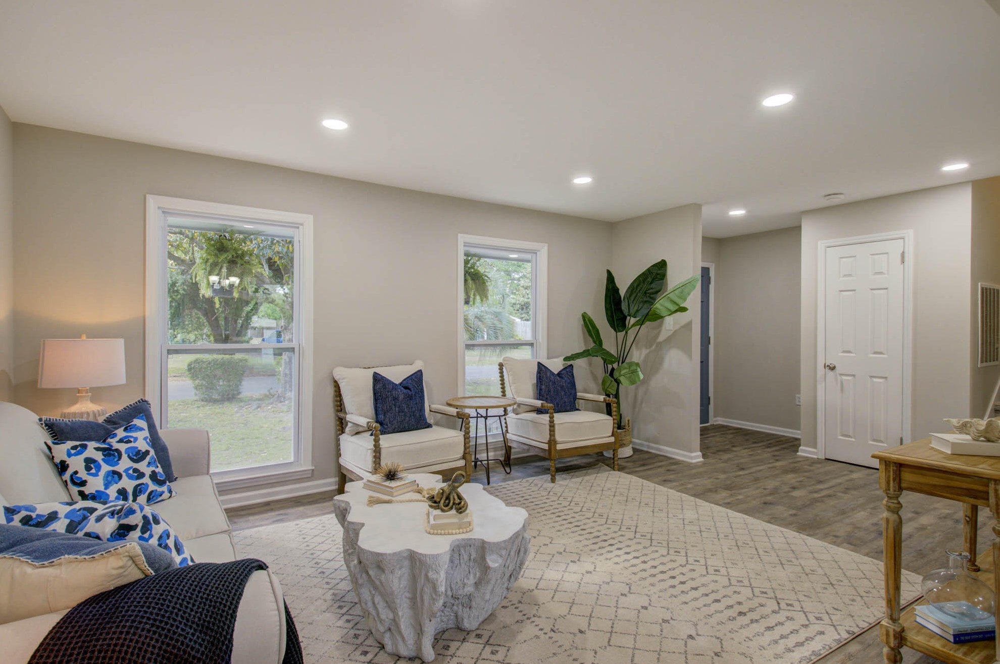 1378 Lenevar Dr, Charleston SC  29407-5117 exterior