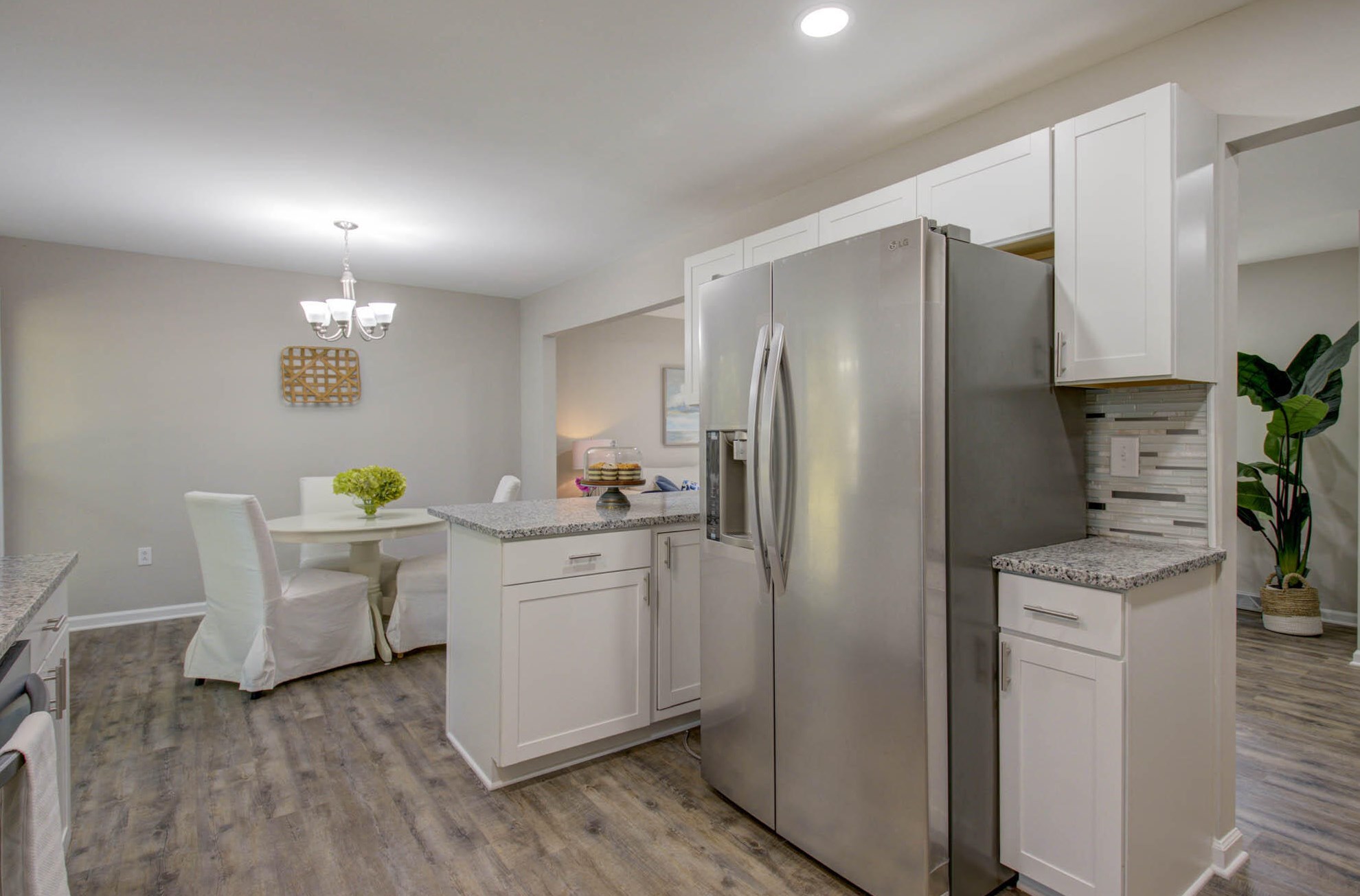 1378 Lenevar Dr, Charleston SC  29407-5117 exterior