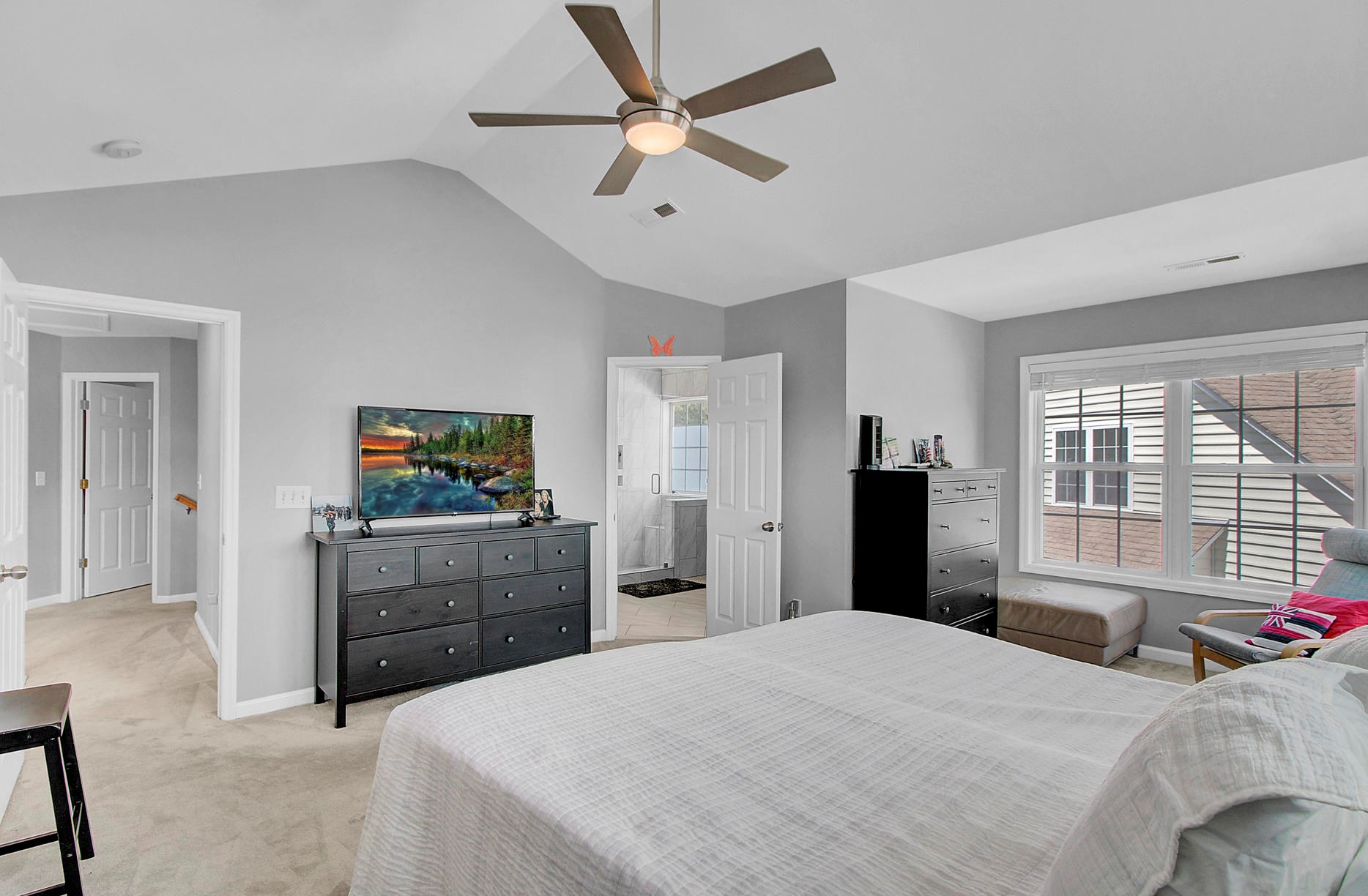 1064 Willoughby Ln, Mount Pleasant SC  29466-9038 exterior