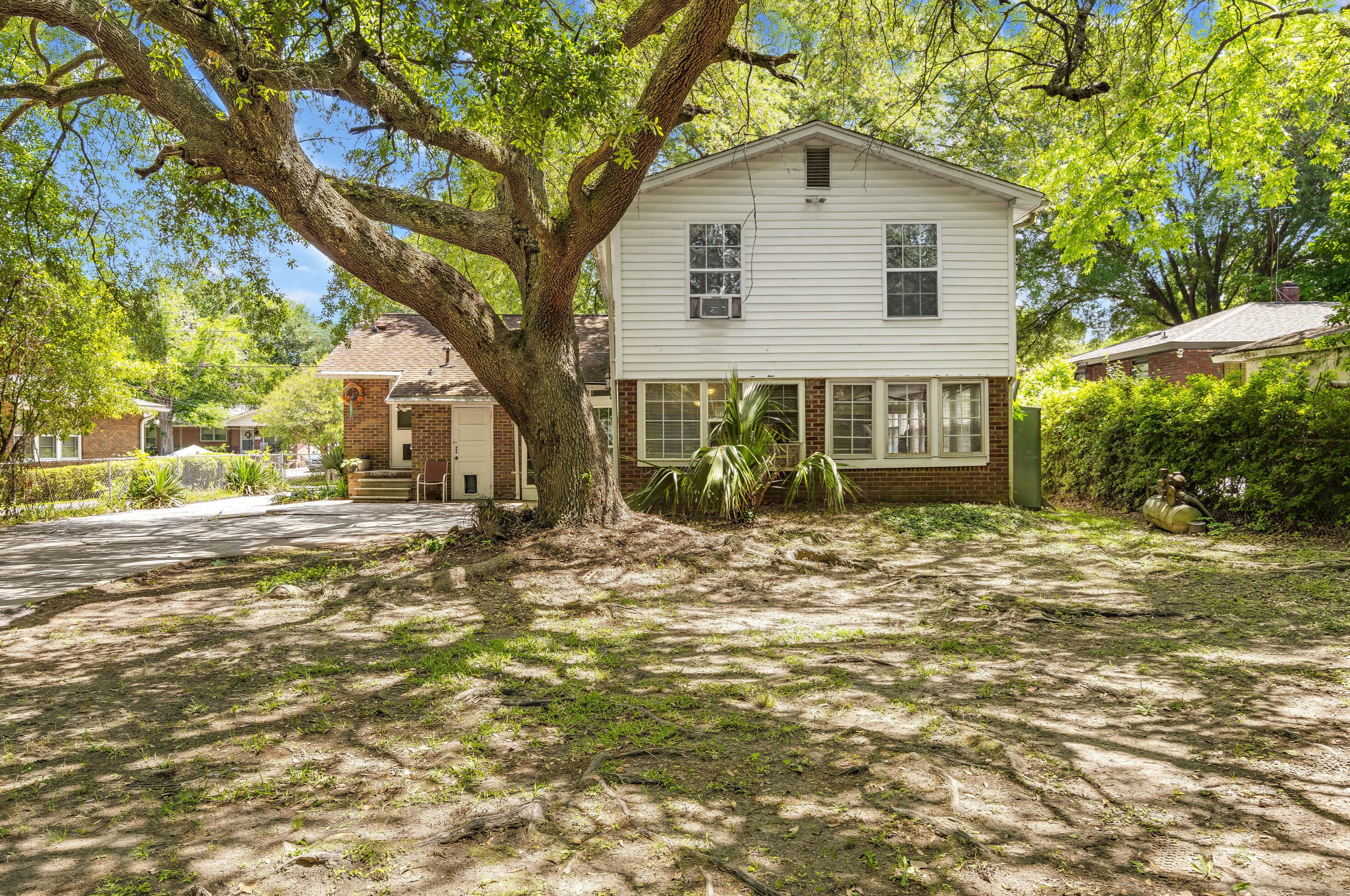5117 Monterey St, Charleston SC  29405-4034 exterior