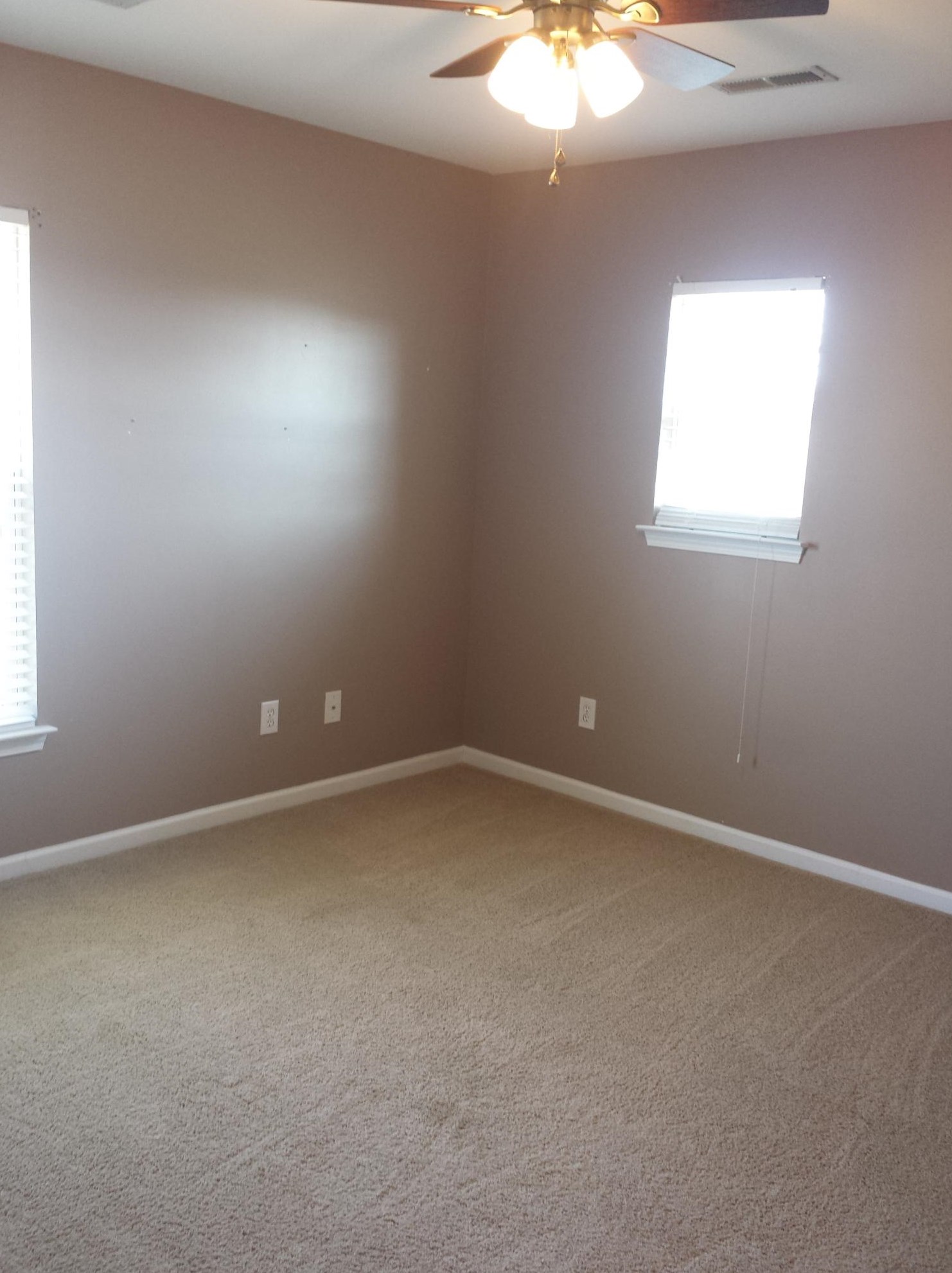 453 Glenmore Dr, Moncks Corner SC  29461-8855 exterior