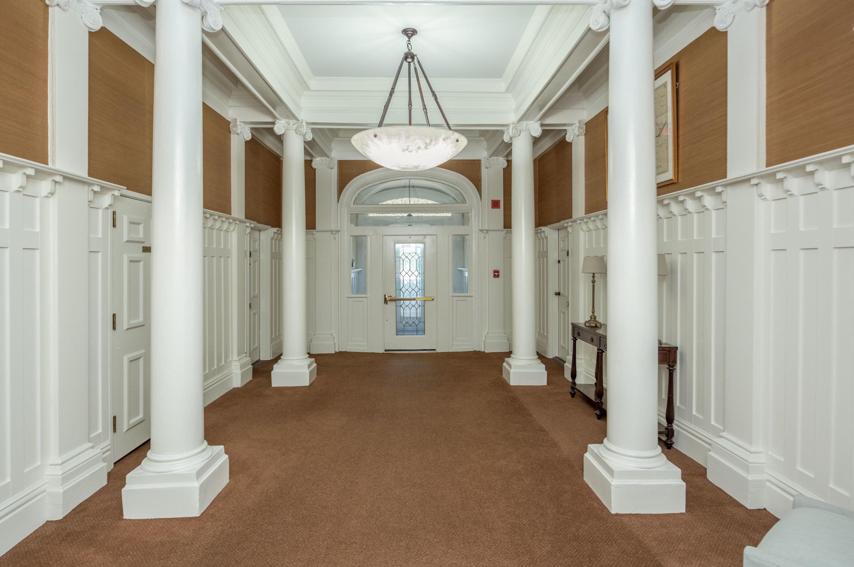 55 Ashley Ave, Charleston SC 29401-1269 exterior