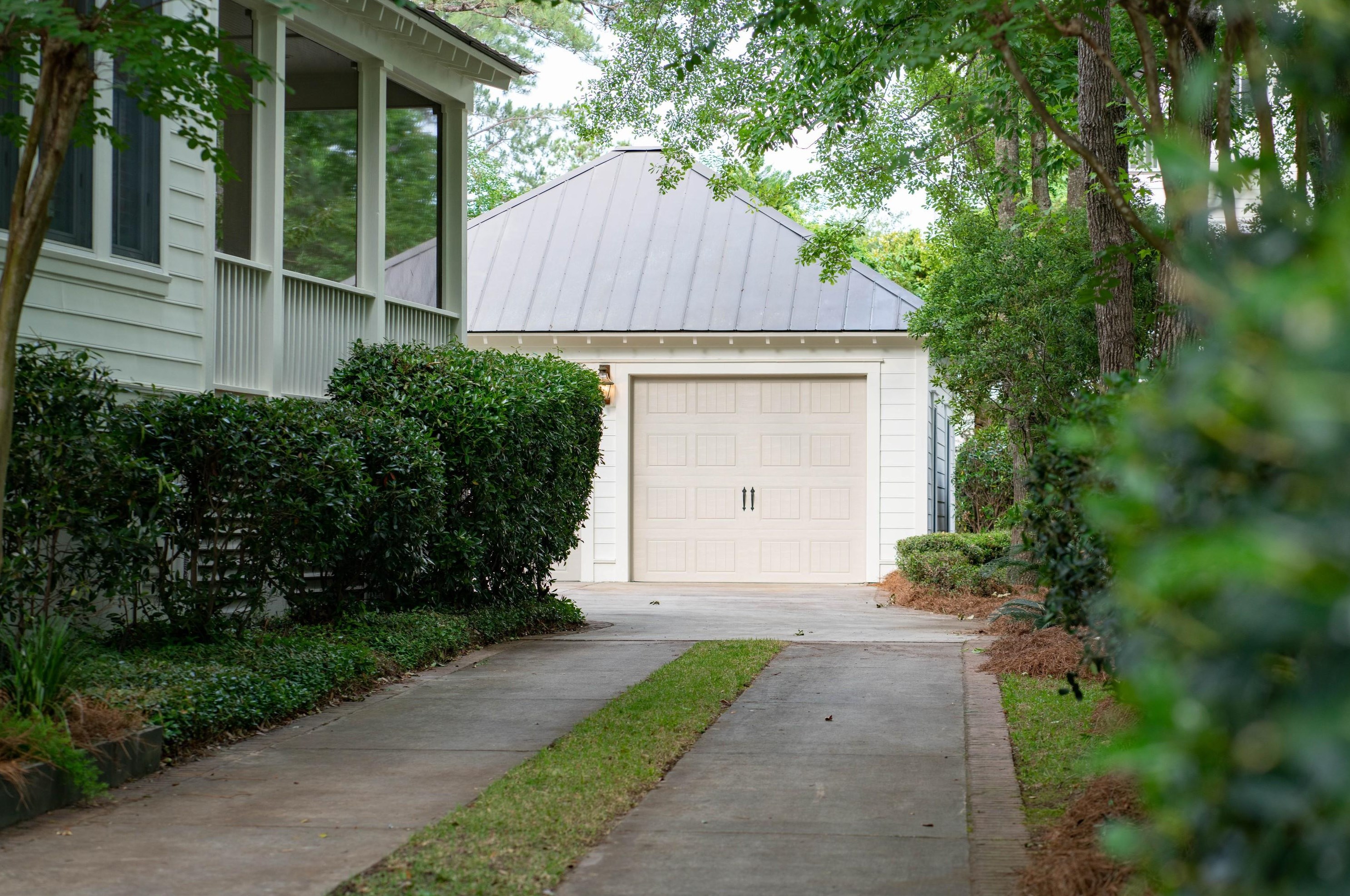 160 King George St, Charleston SC  29492-8129 exterior