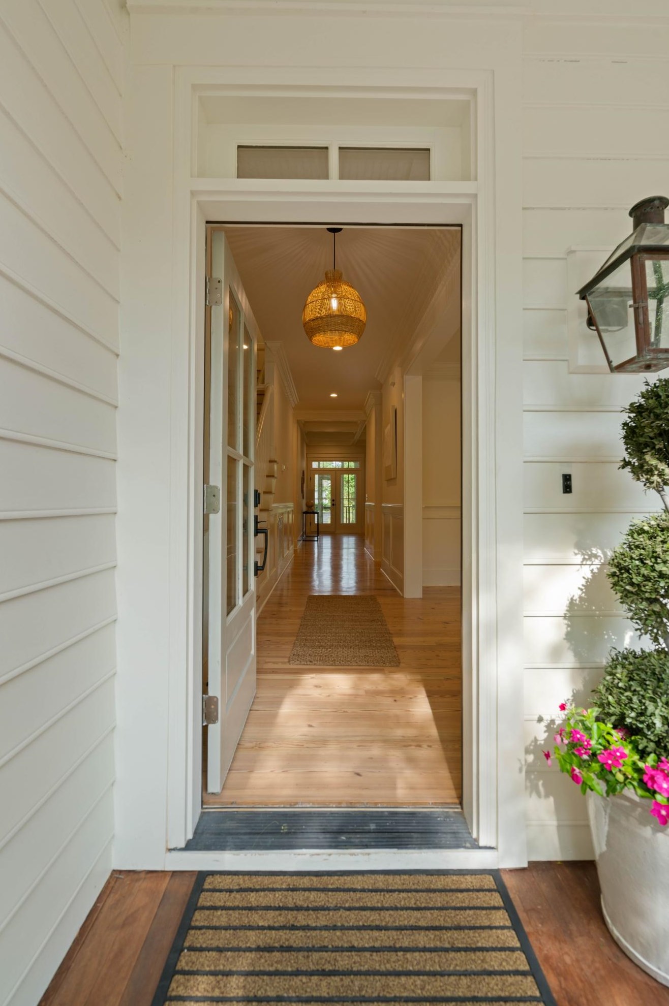160 King George St, Charleston SC  29492-8129 exterior