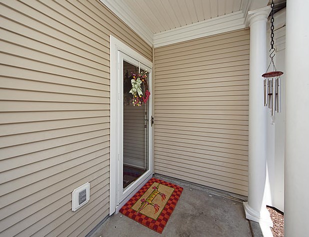 9047 Delancey Cir, Charleston SC  29406-9161 exterior