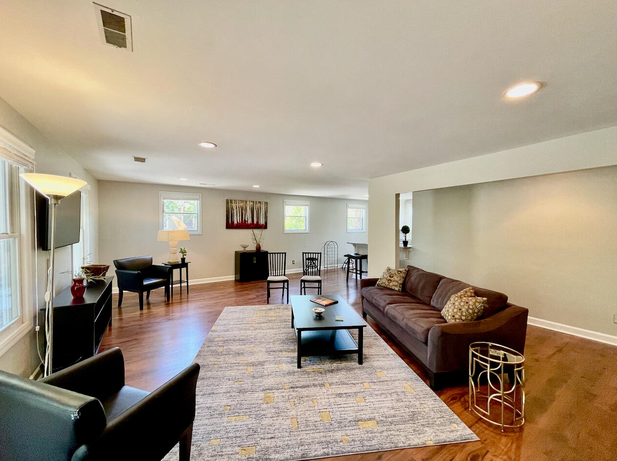 71 Gadsden St, Charleston SC  29401-1118 exterior