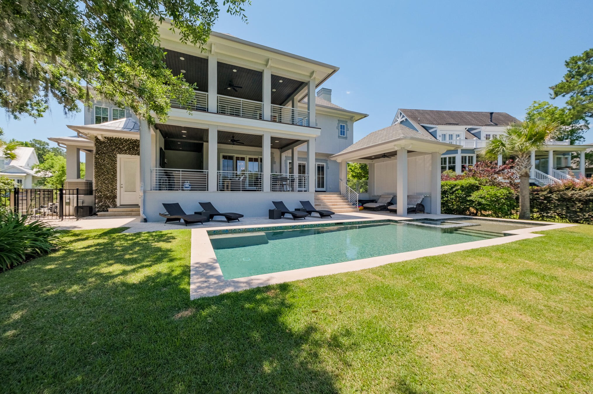 530 Park Crossing Dr, Charleston SC  29492-2101 exterior