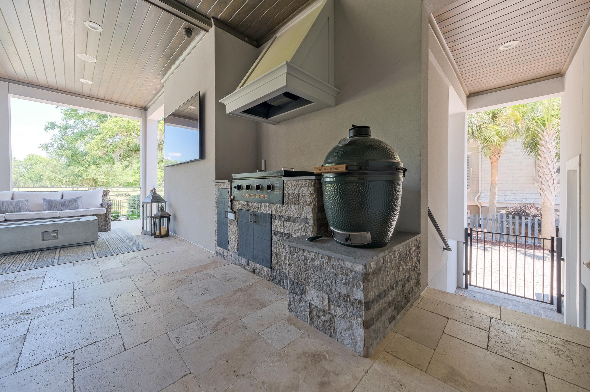 530 Park Crossing Dr, Charleston SC  29492-2101 exterior