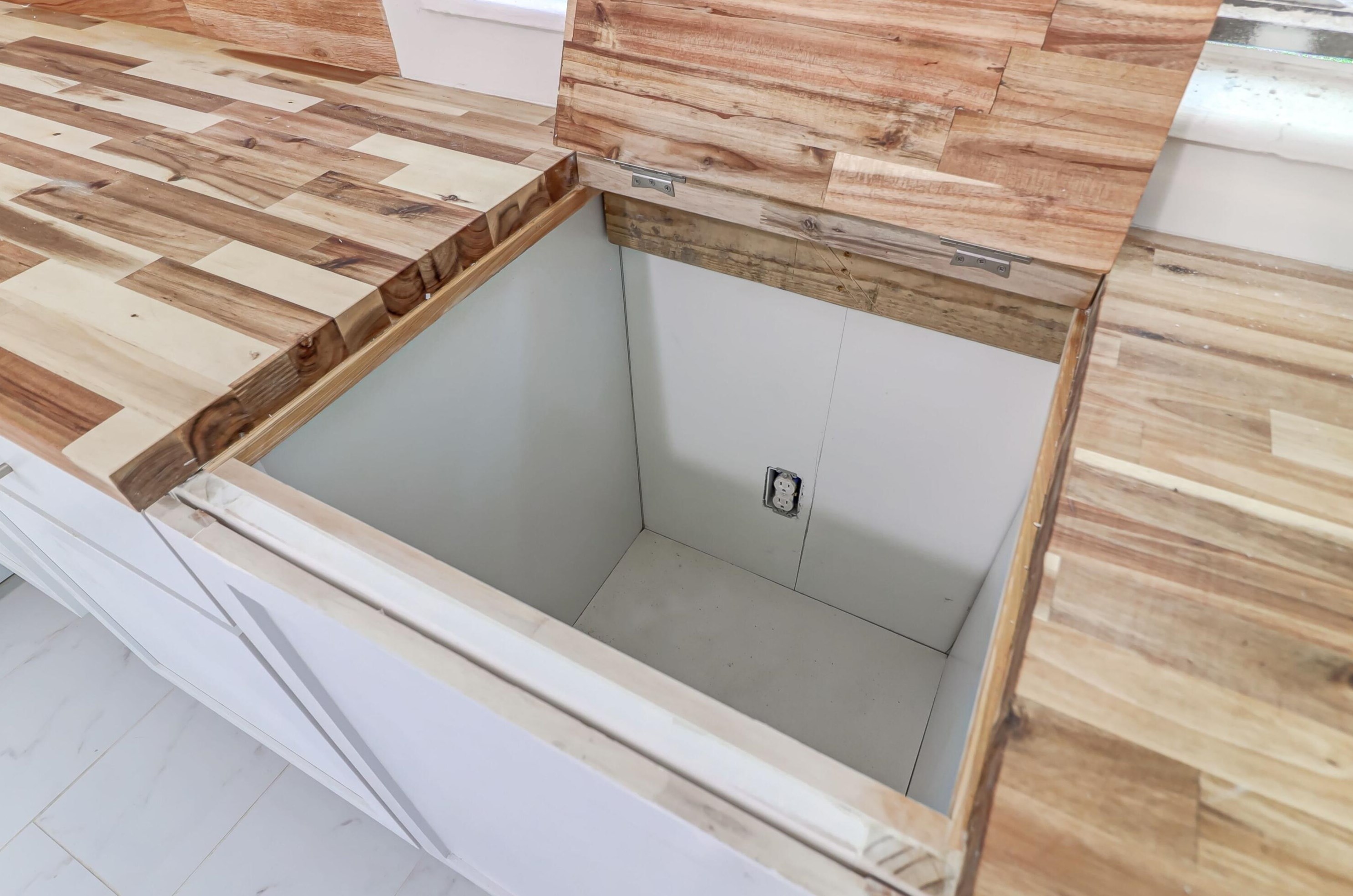 221 Birch Ave, Charleston SC  29445-3048 exterior