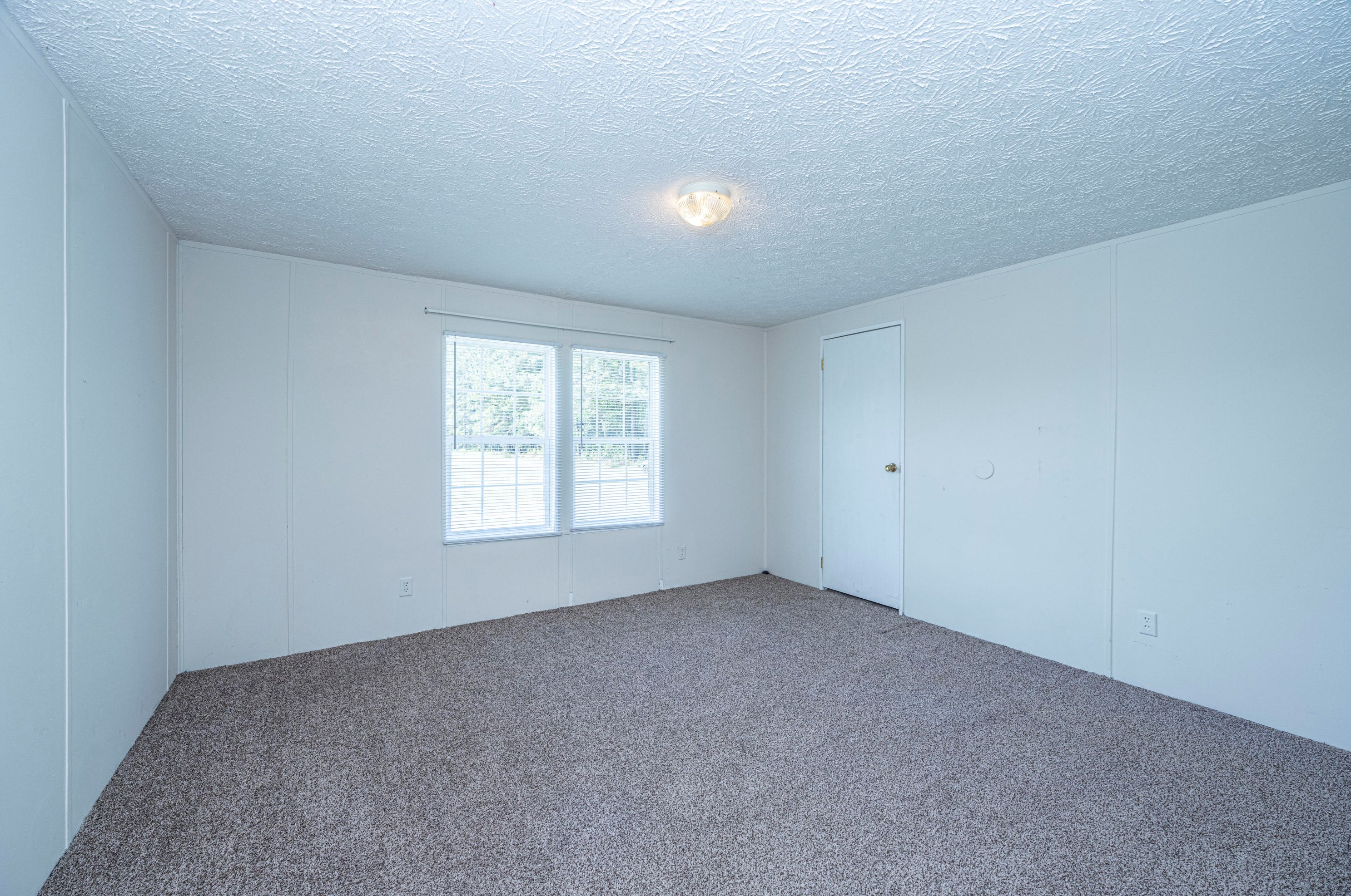 256 Skyland Ln, Moncks Corner SC  29461-7547 exterior