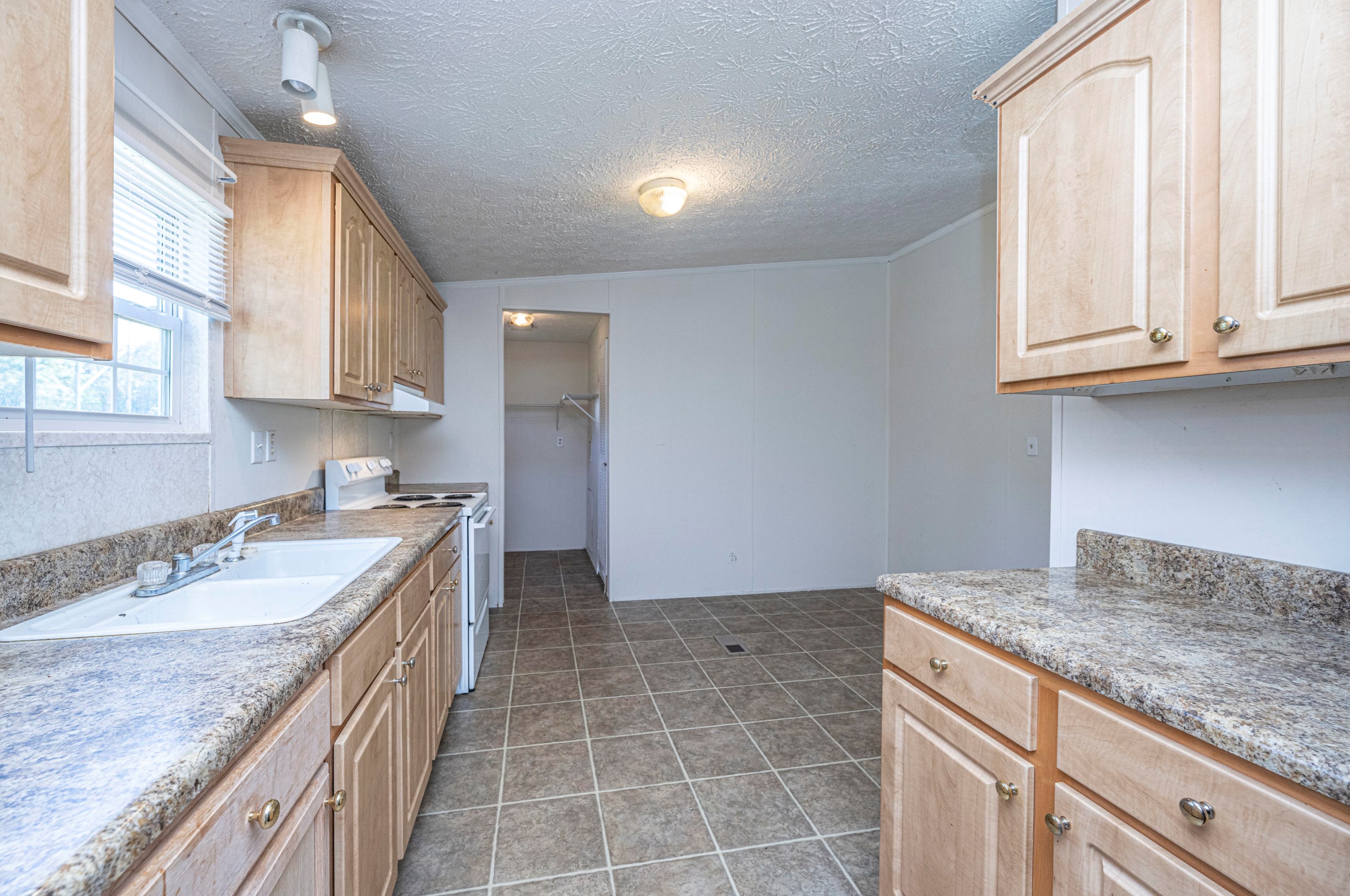 256 Skyland Ln, Moncks Corner SC  29461-7547 exterior