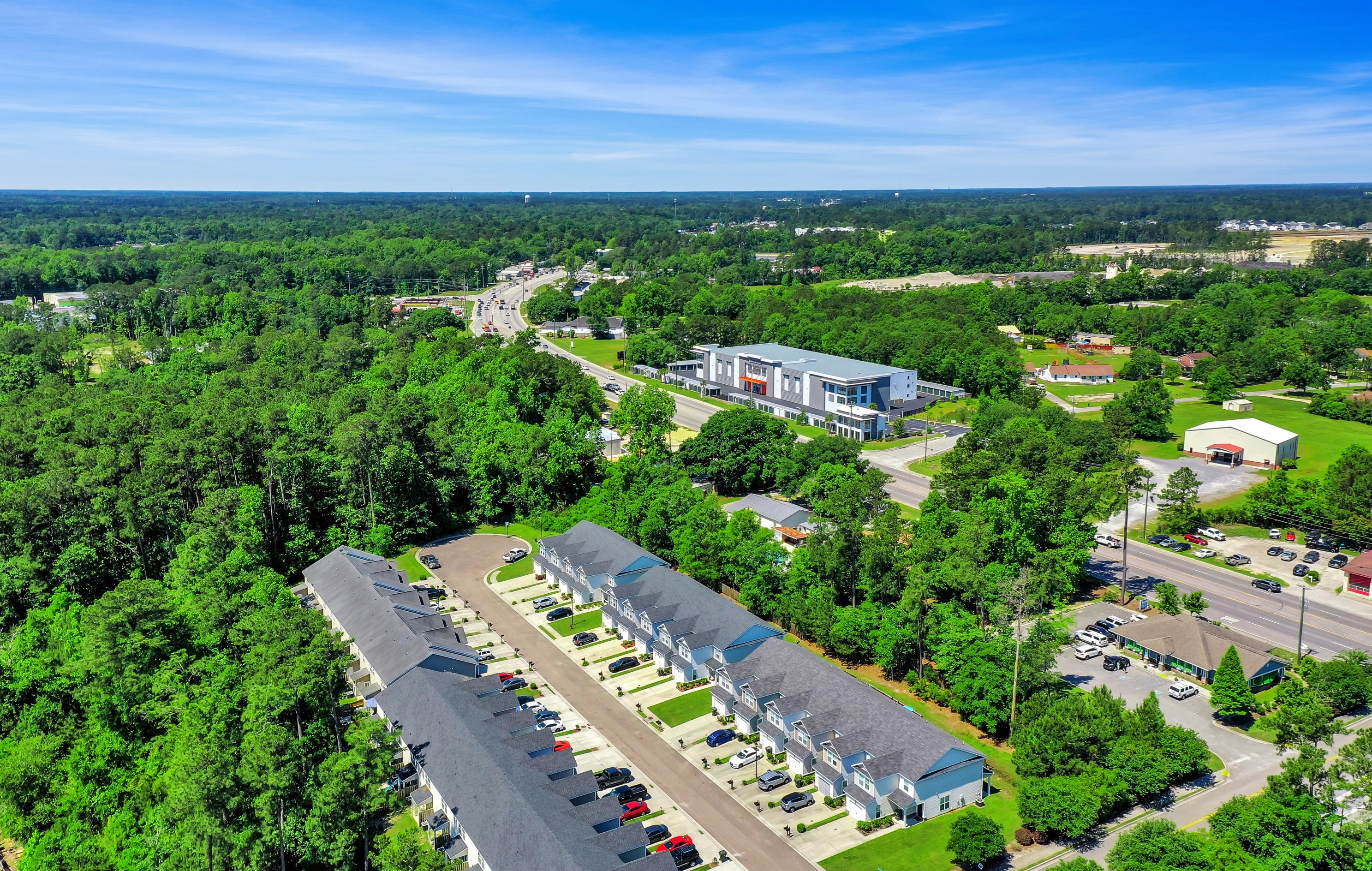 114 Lamplighter Ln, Summerville SC  29483-2136 exterior