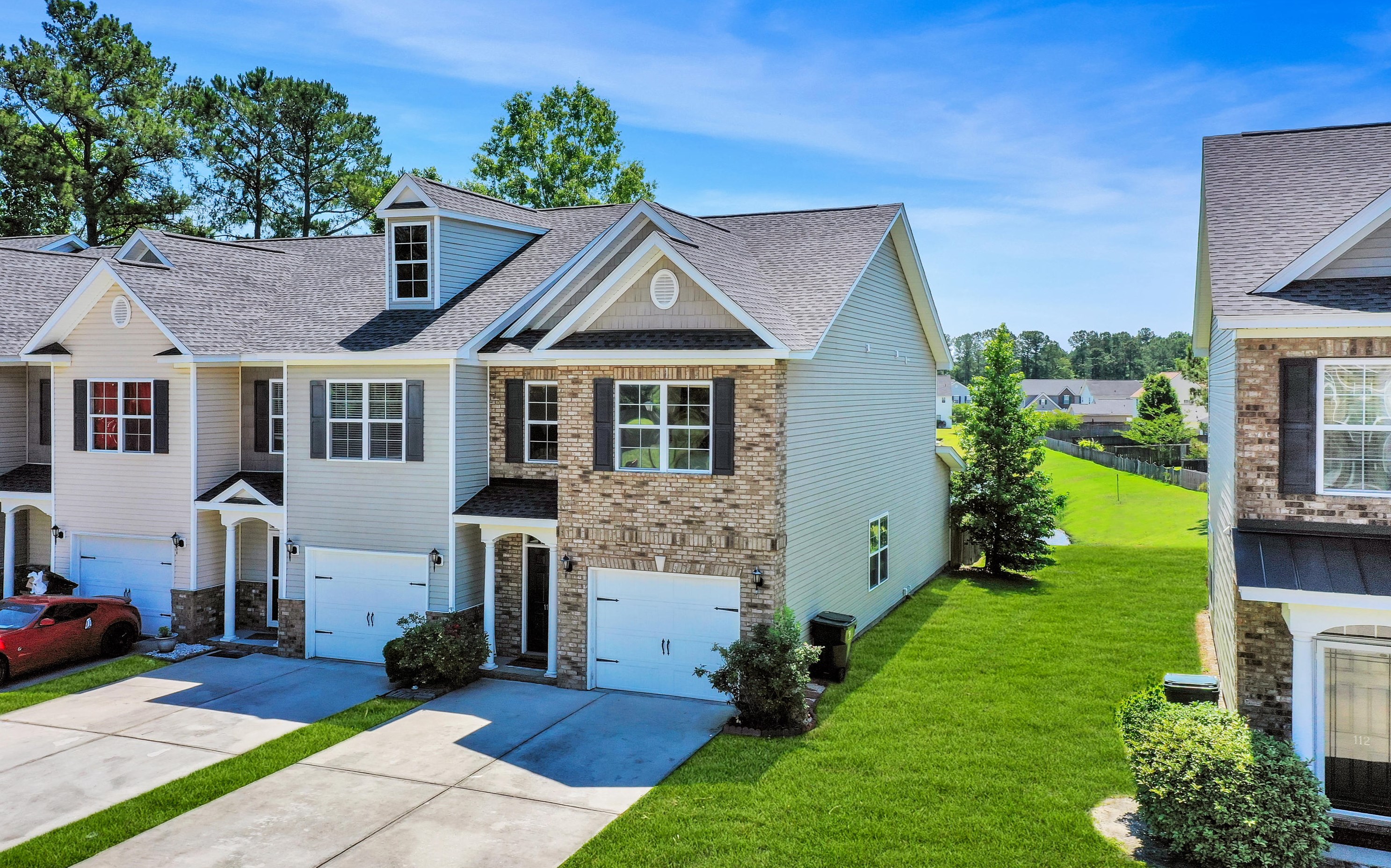 114 Lamplighter Ln, Summerville SC  29483-2136 exterior
