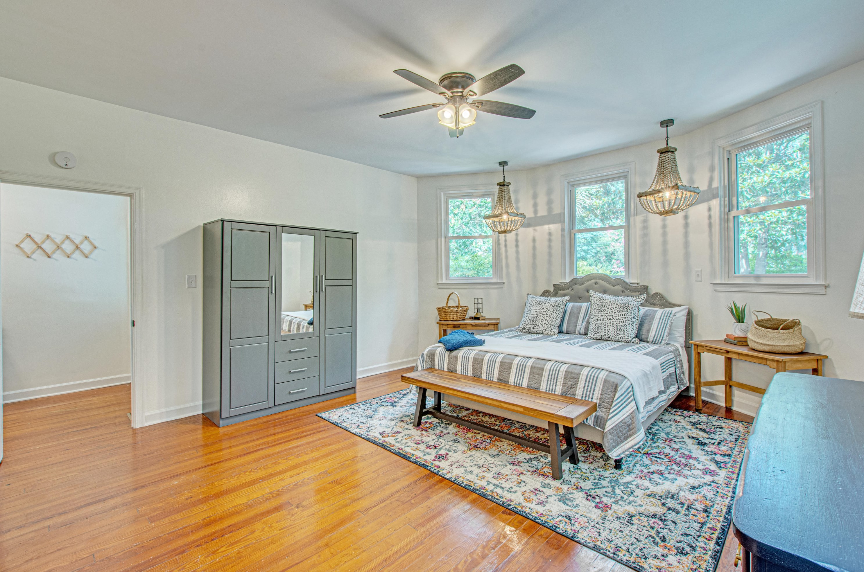 105 Hickory St, Summerville SC  29483-6501 exterior