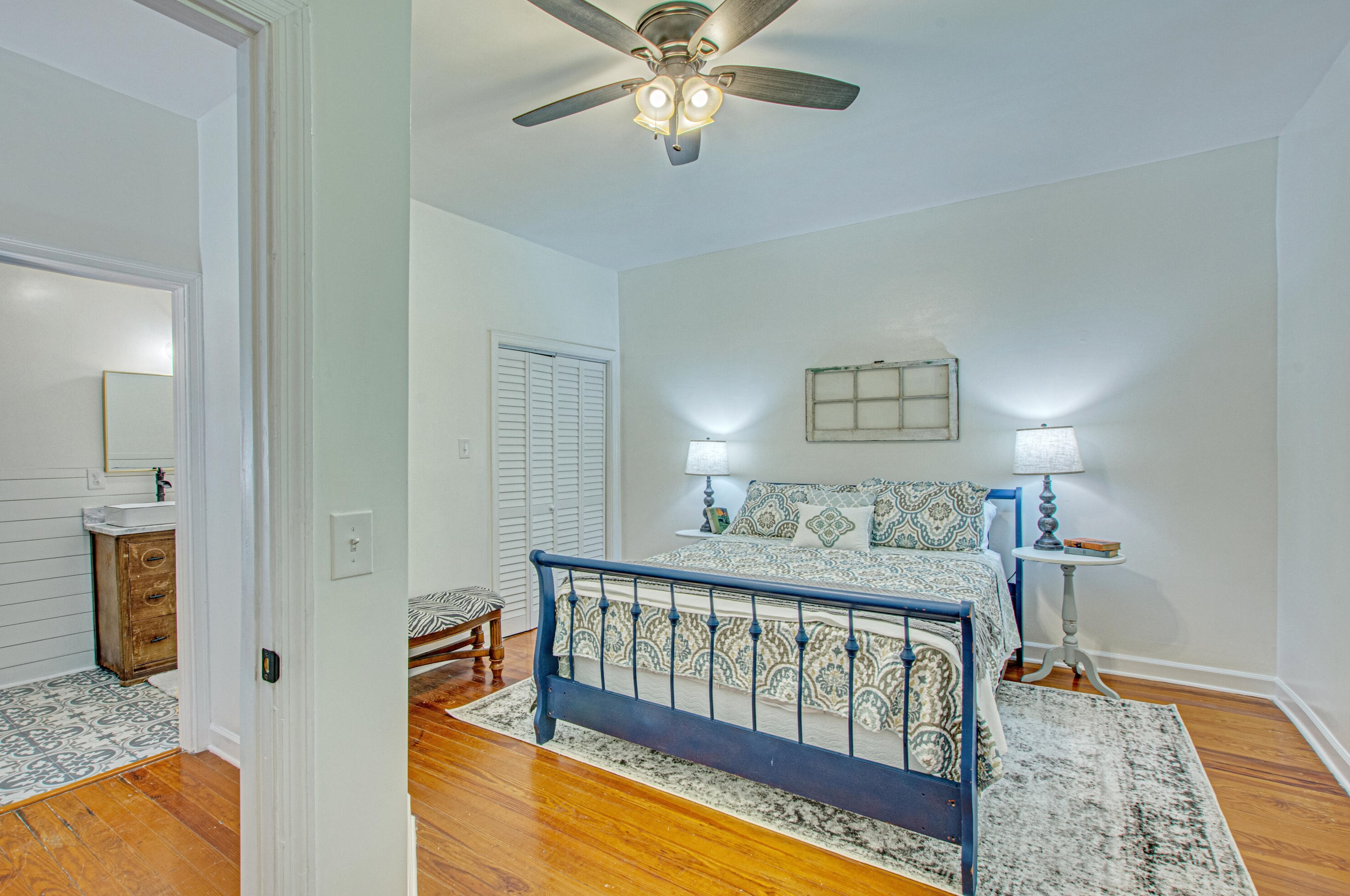 105 Hickory St, Summerville SC  29483-6501 exterior